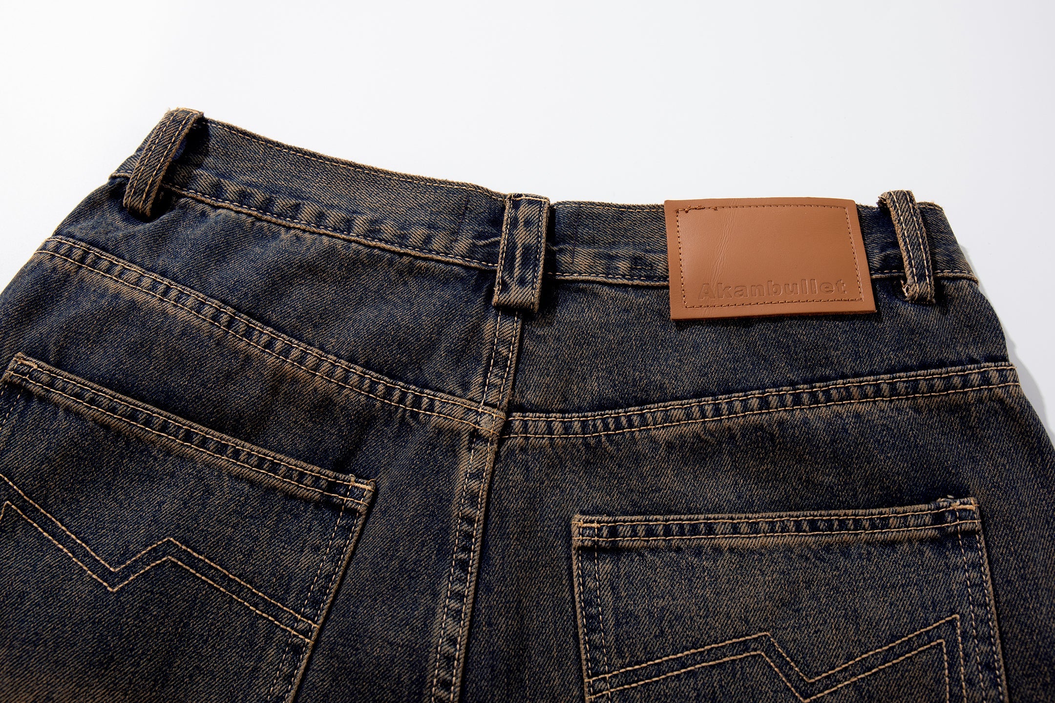Sand-Fade Utility Wide-Leg Jeans with Zip Pockets