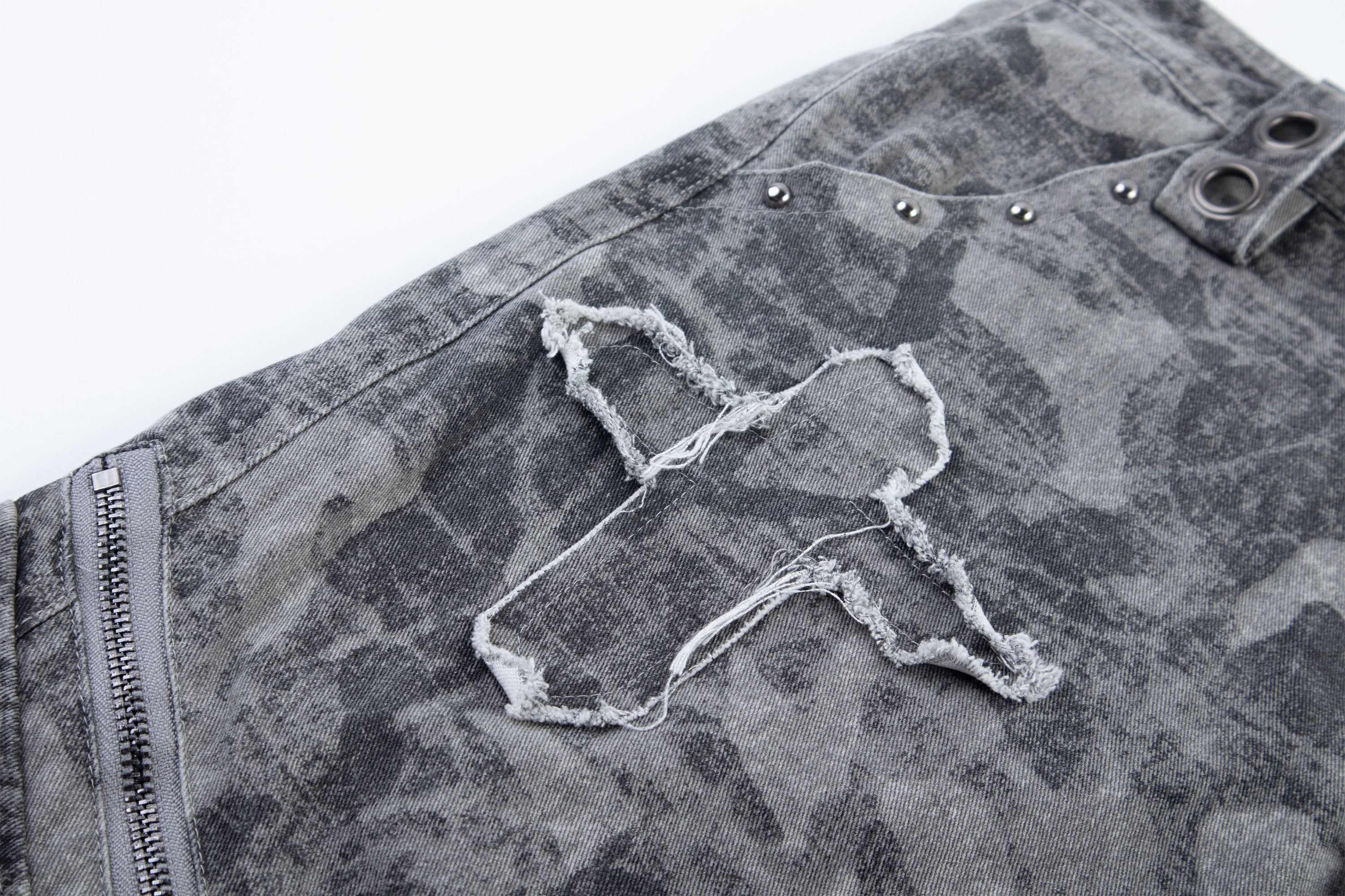 Distressed Camo Multi-Pocket Cargo Pants | Streetwear