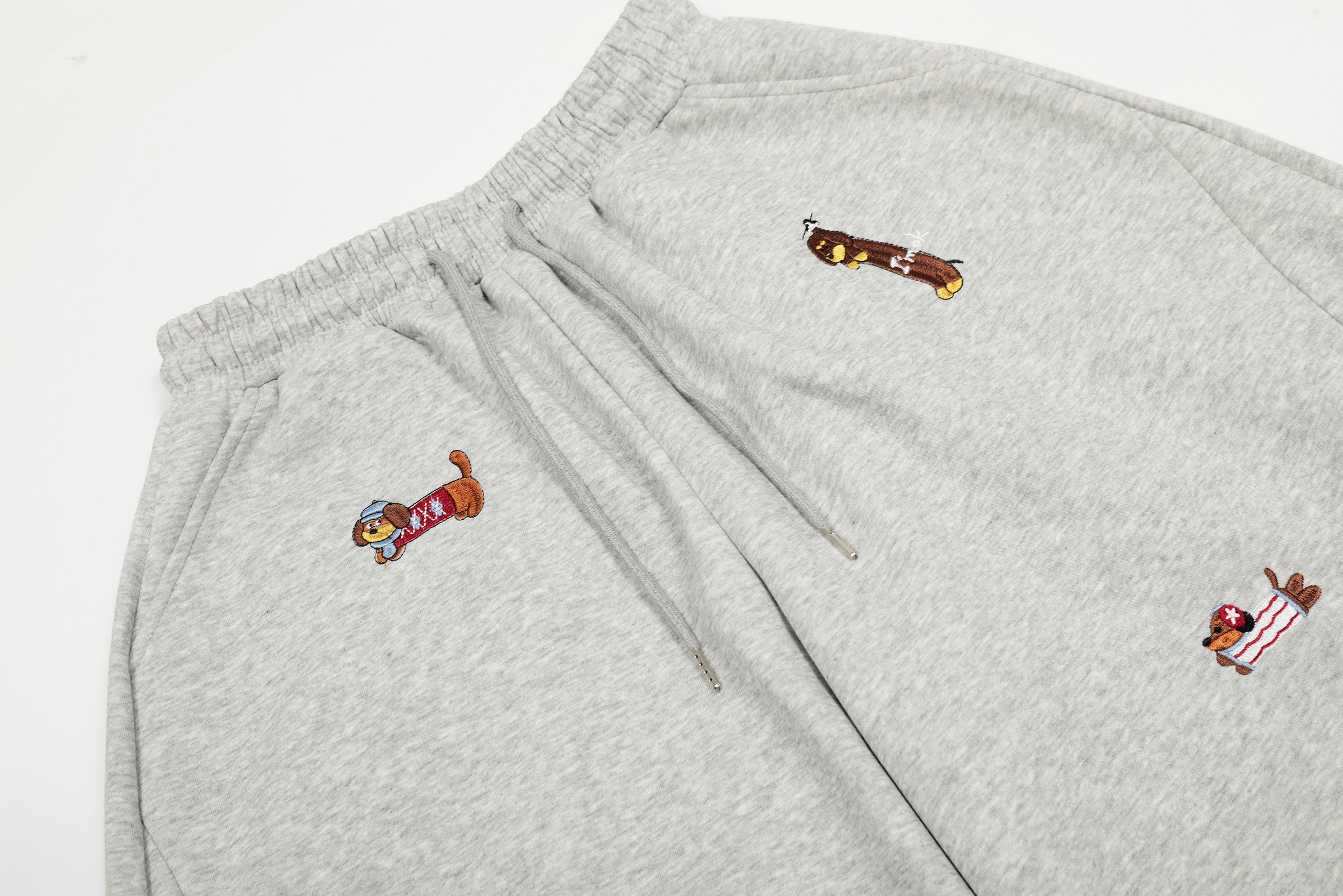 Embroidered Dog Motif Wide-Leg Sweatpants | Omirad