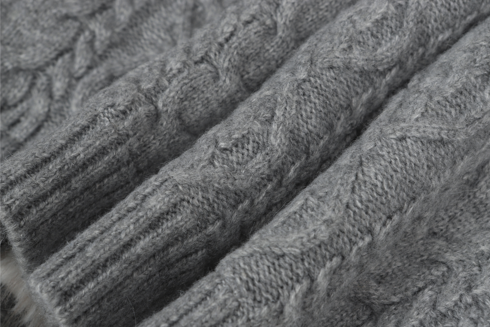 Fleece-Lined Cable Knit Zip Jacket | Faux Fur Collar