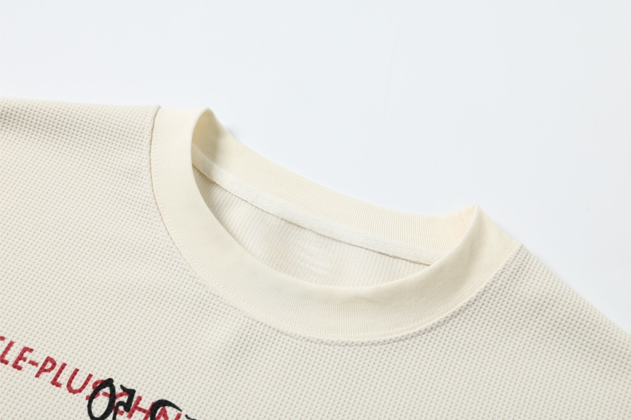 Club Taeleplus Graphic Long Sleeve Tee | Streetwear