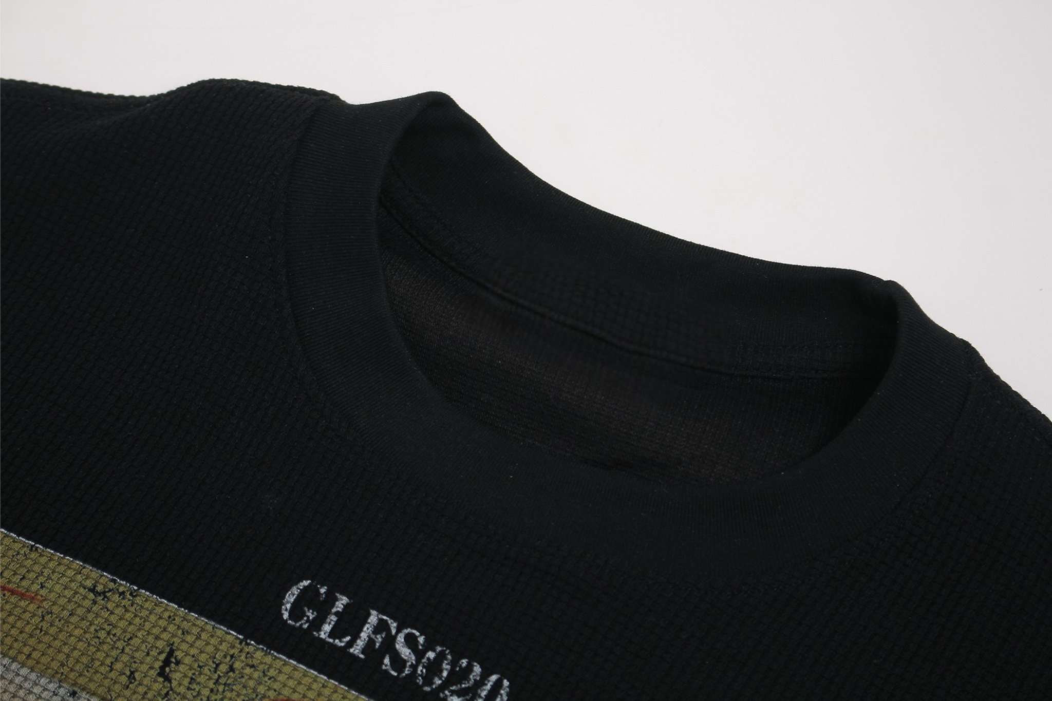 Omirad Collage Lip Graphic Streetwear Tee | GLFS020