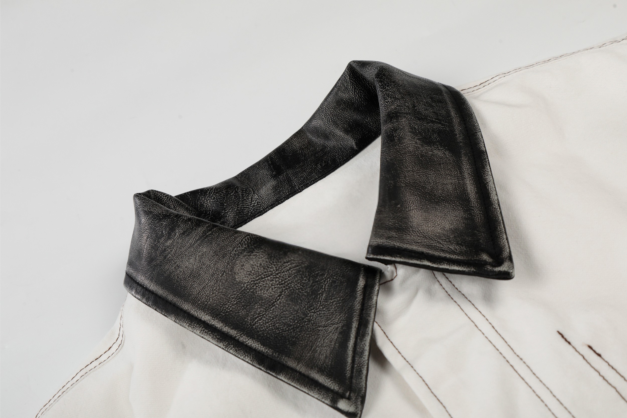 Omirad Sketch Detail Bomber Jacket | Contrast Collar Cotton