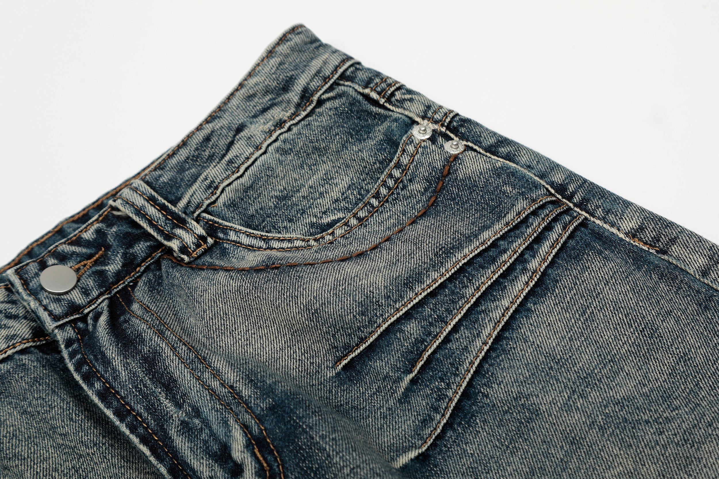 Retro Creased Wide-Leg Denim Jeans | Vintage Wash Streetwear