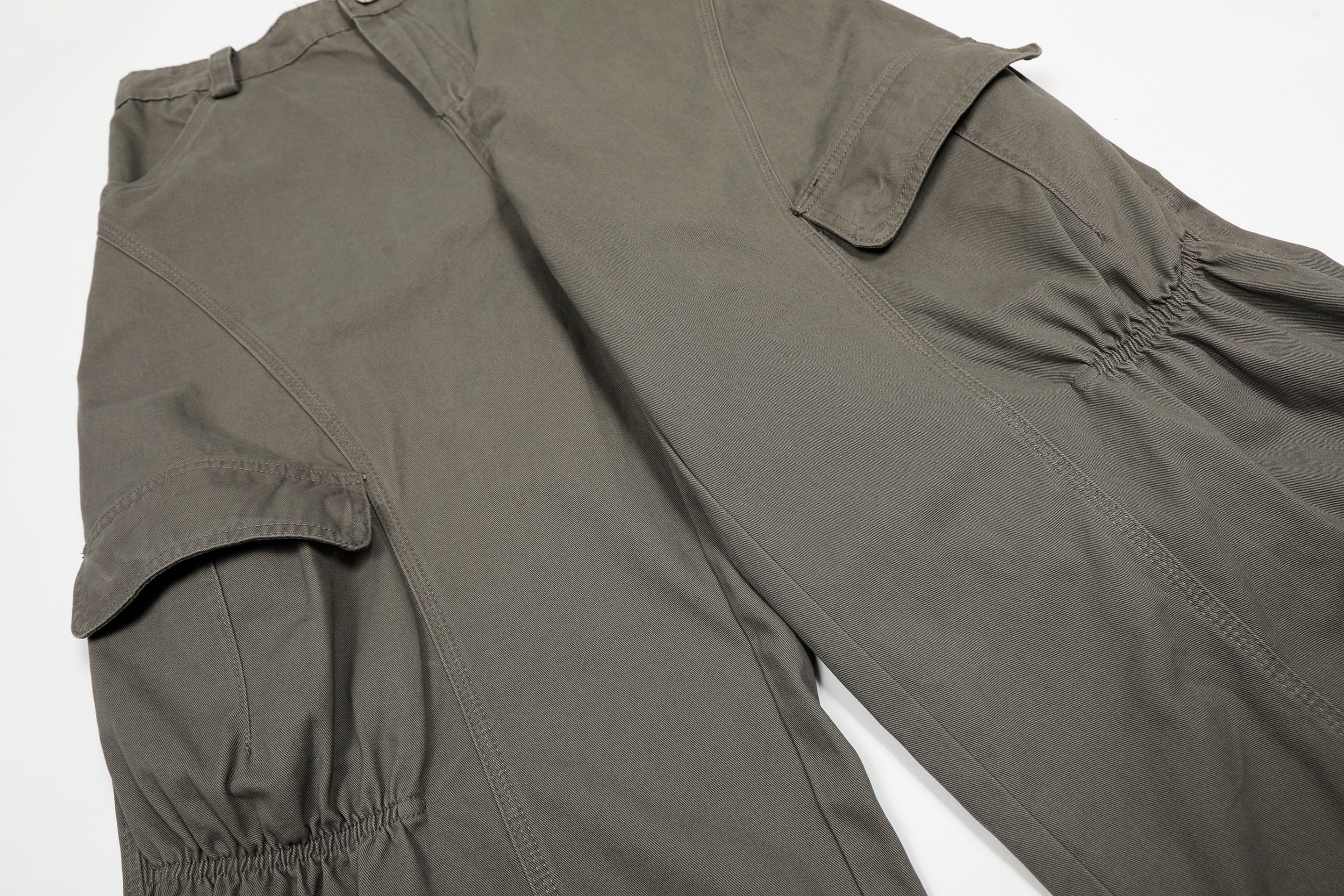 Omirad Parachute Cargo Curved Pants | Wide-Leg Cotton