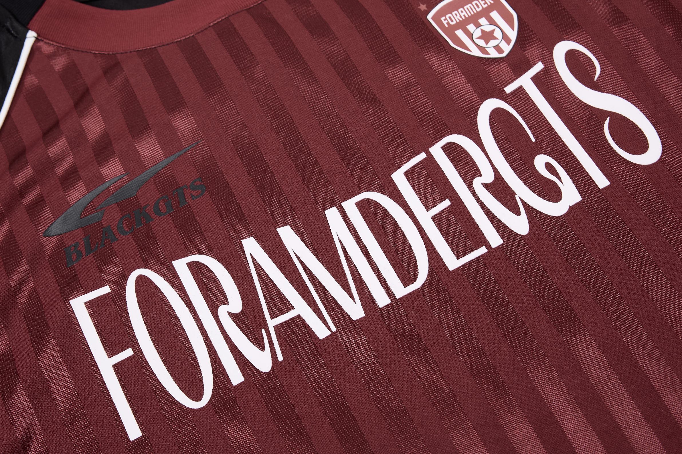 FORAMDERGTS Velocity Stripe Football Jersey Tee | BLACKGTS