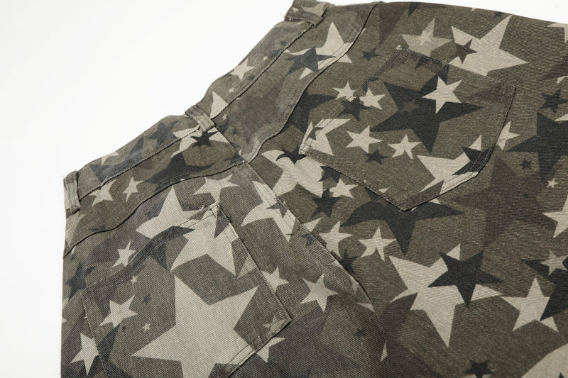 Close-up of back yoke and rear pocket on star camo cargo pants