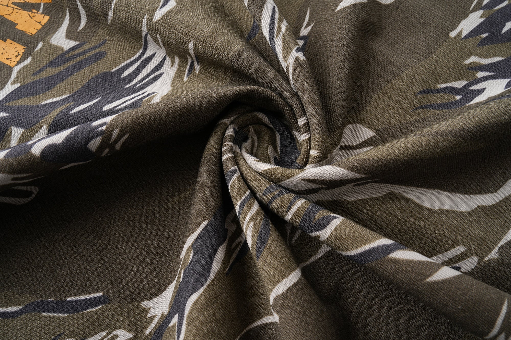 Men's Camo Layered Long Sleeve Graphic Tee | SEAKOFF