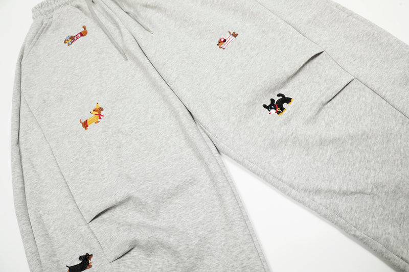 Embroidered Dog Motif Wide-Leg Sweatpants | Omirad