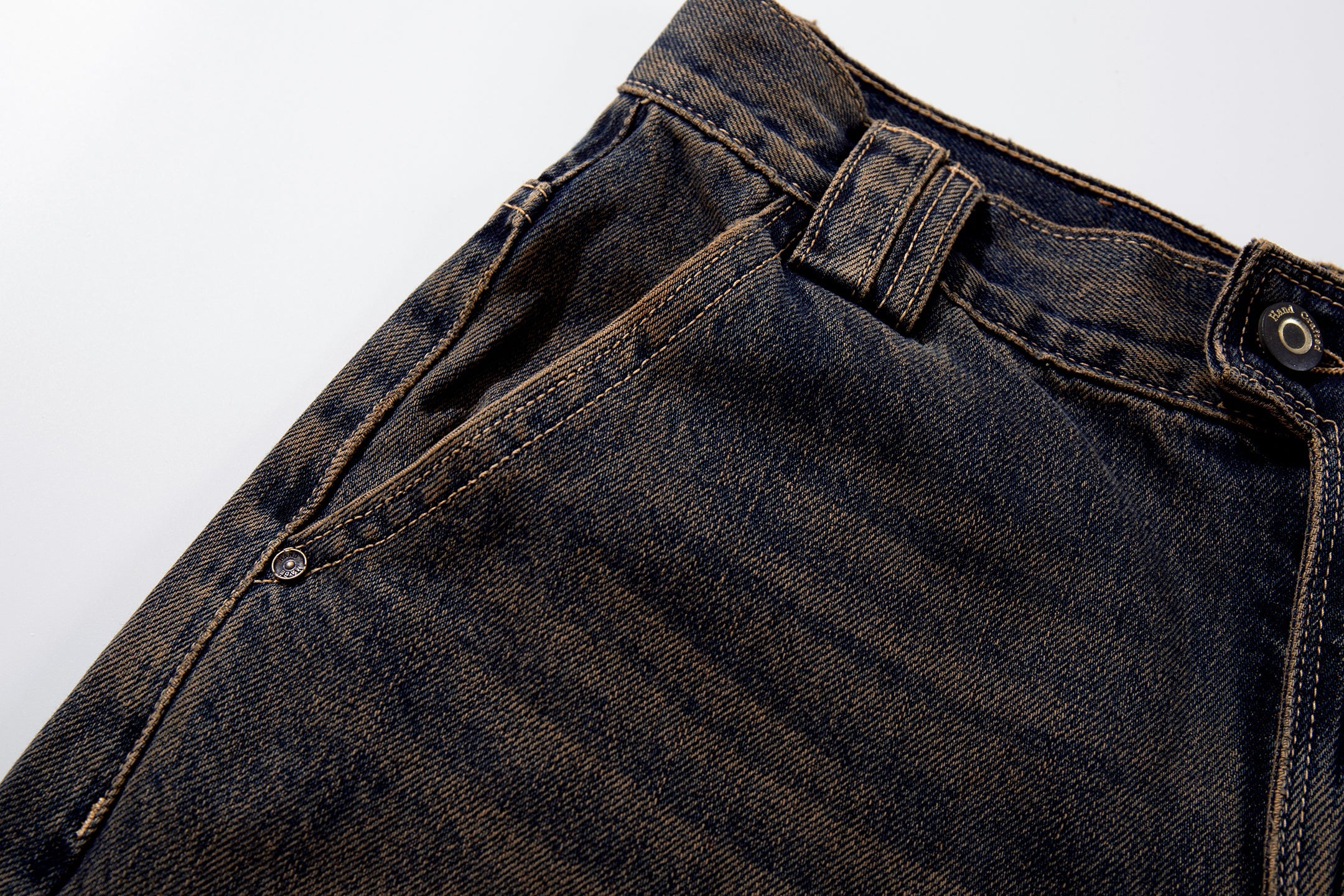 Sand-Fade Utility Wide-Leg Jeans with Zip Pockets
