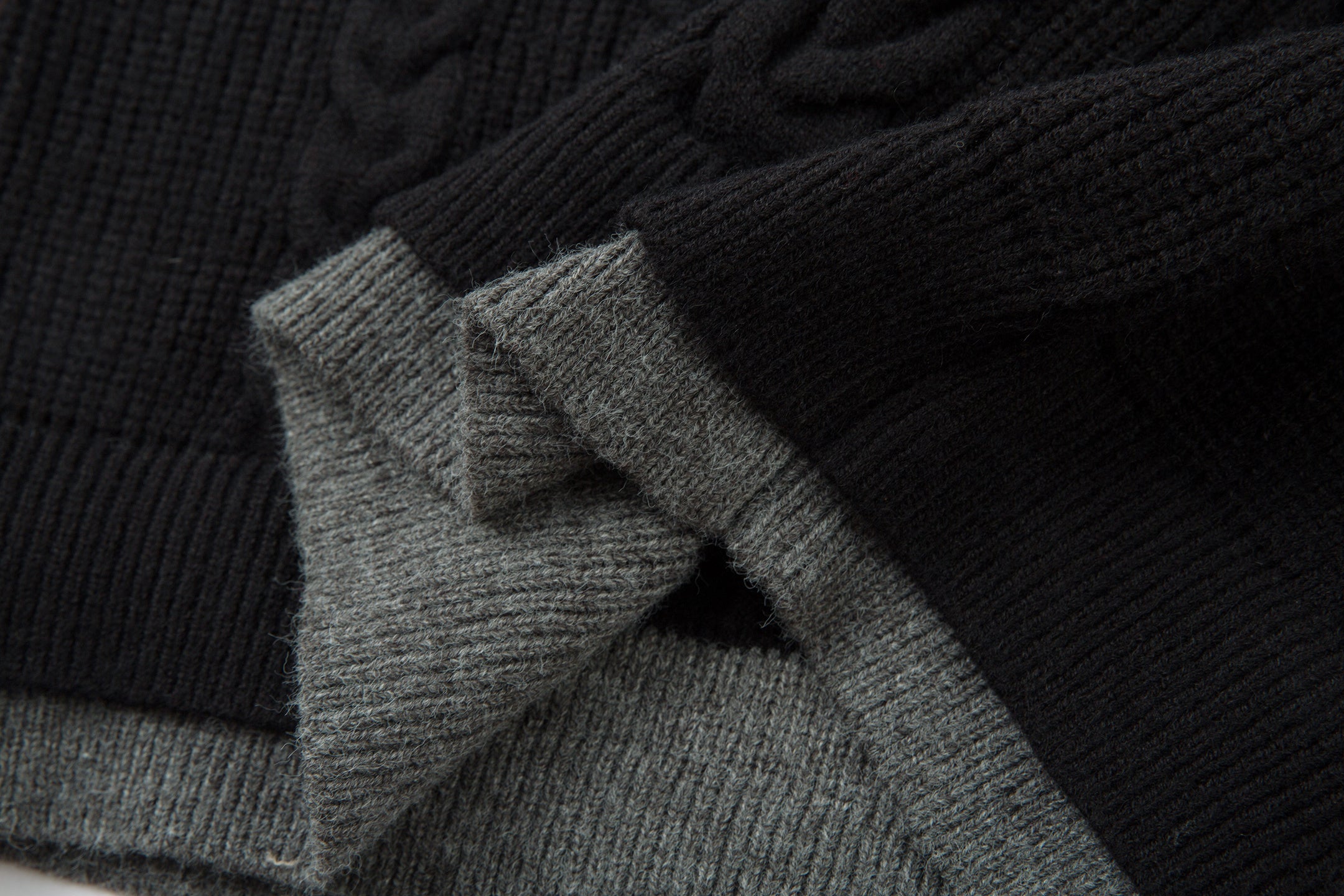 Omirad Vintage Cable Knit Polo Sweater | Contrast Collar