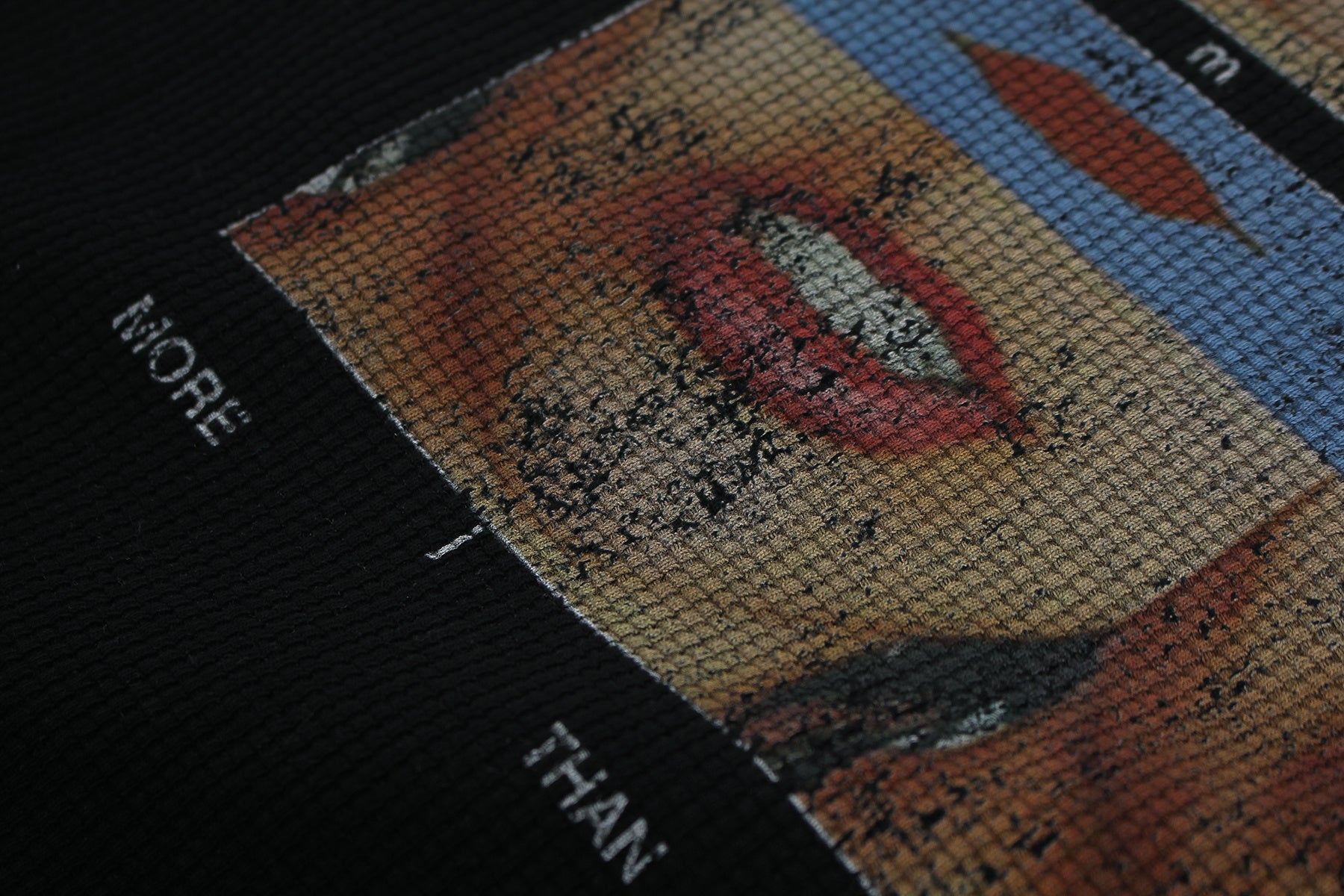 Omirad Collage Lip Graphic Streetwear Tee | GLFS020