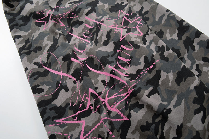 Camo Graffiti Wide-Leg Baggy Pants | Pink Star Print