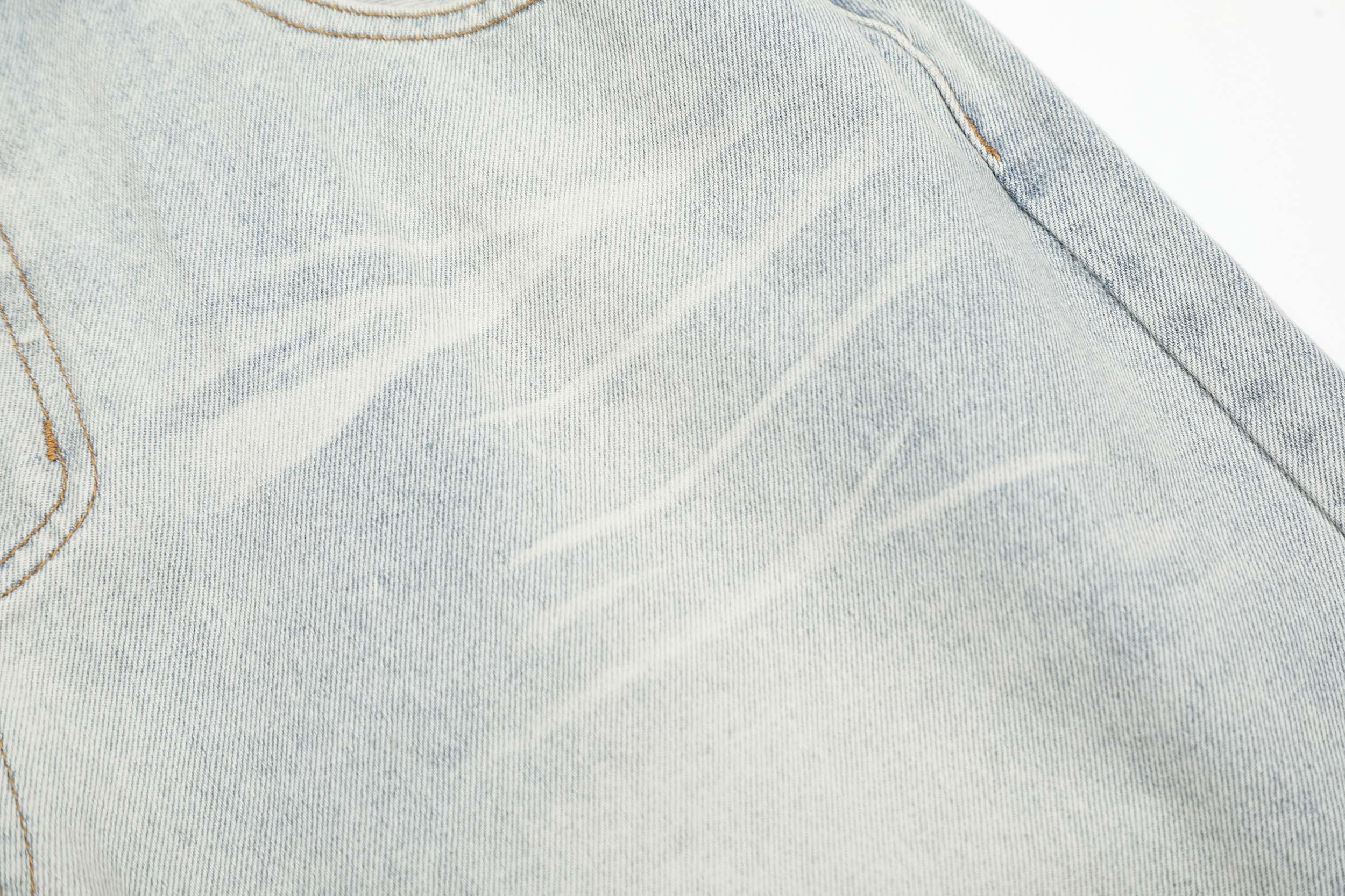 Light Washed Wide-Leg Jeans | Oversized Baggy Denim