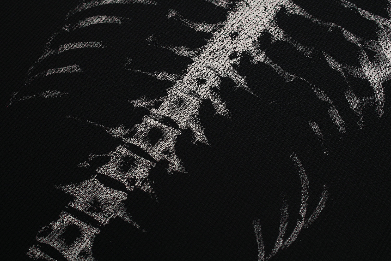 Skeleton X-Ray Print Long Sleeve Waffle Tee | Omirad
