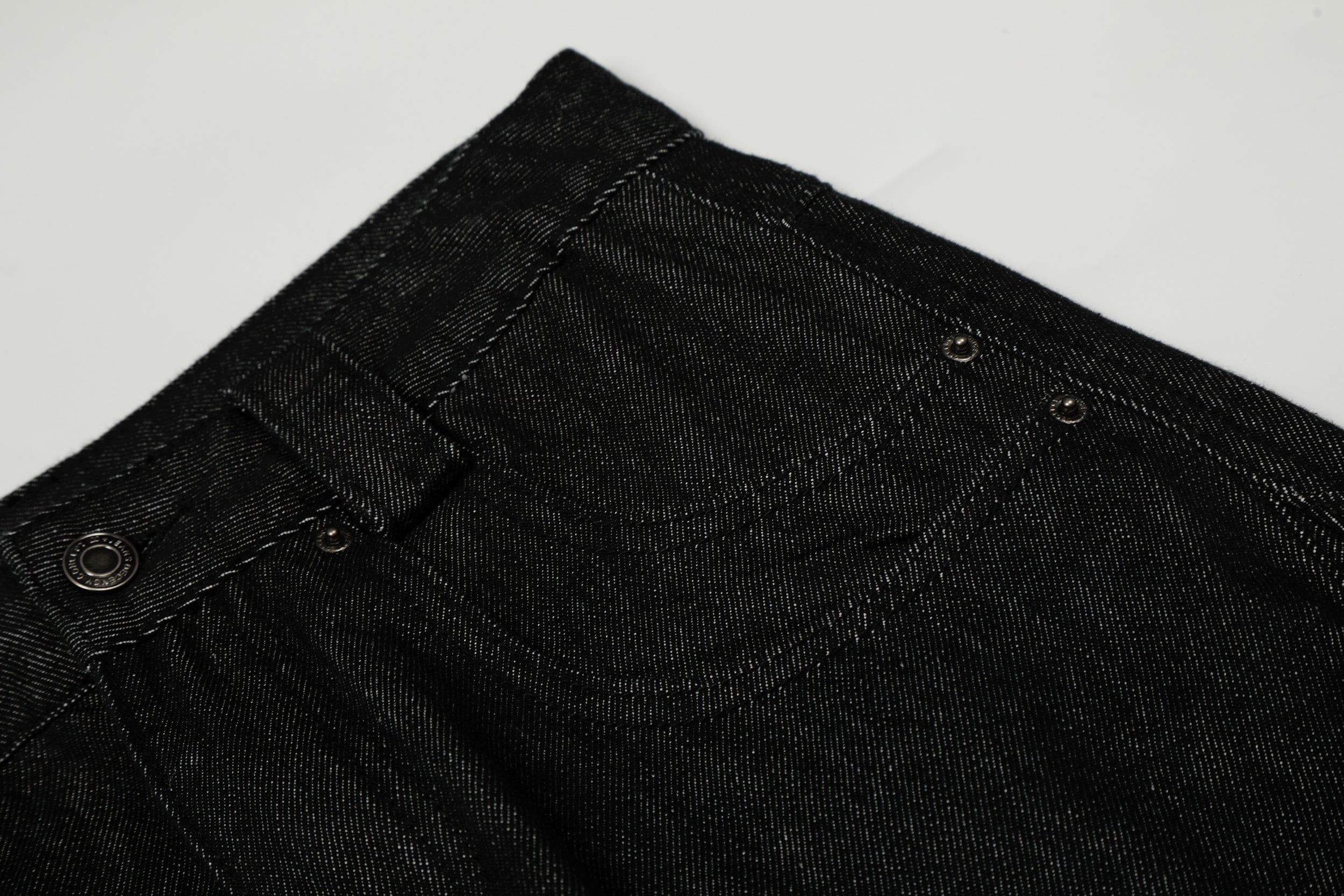 Structured Panel Balloon Wide-Leg Jeans in Black Denim