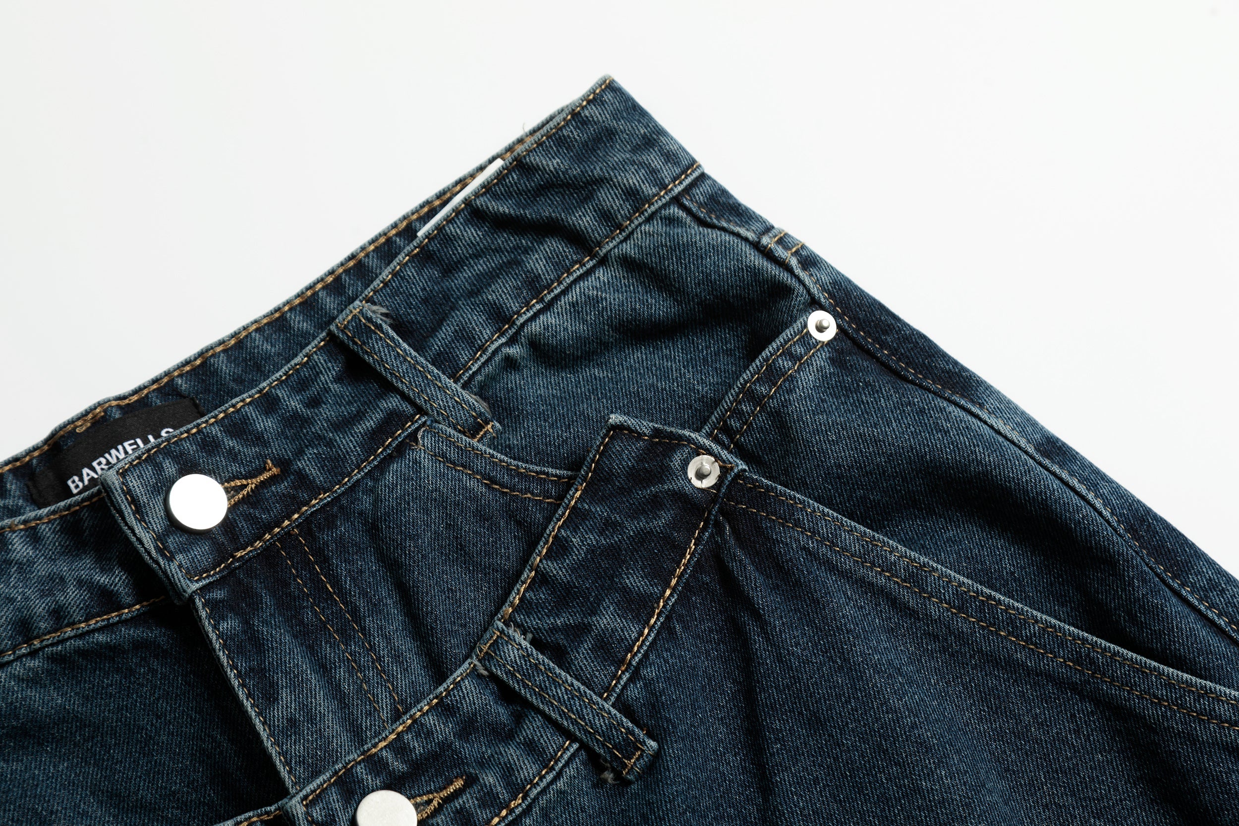 Vintage Whisker Wide-Leg Jeans | Double-Button Oversized Denim