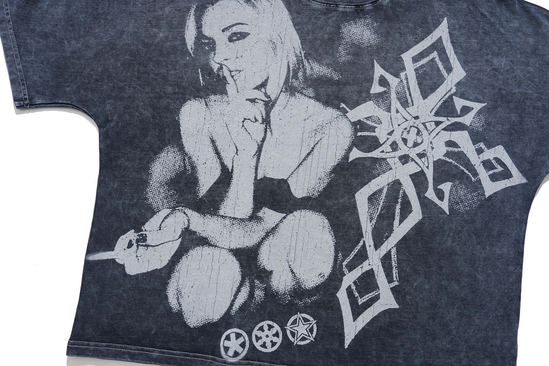 Omirad Silent Icon Vintage Washed Gothic Graphic T-Shirt
