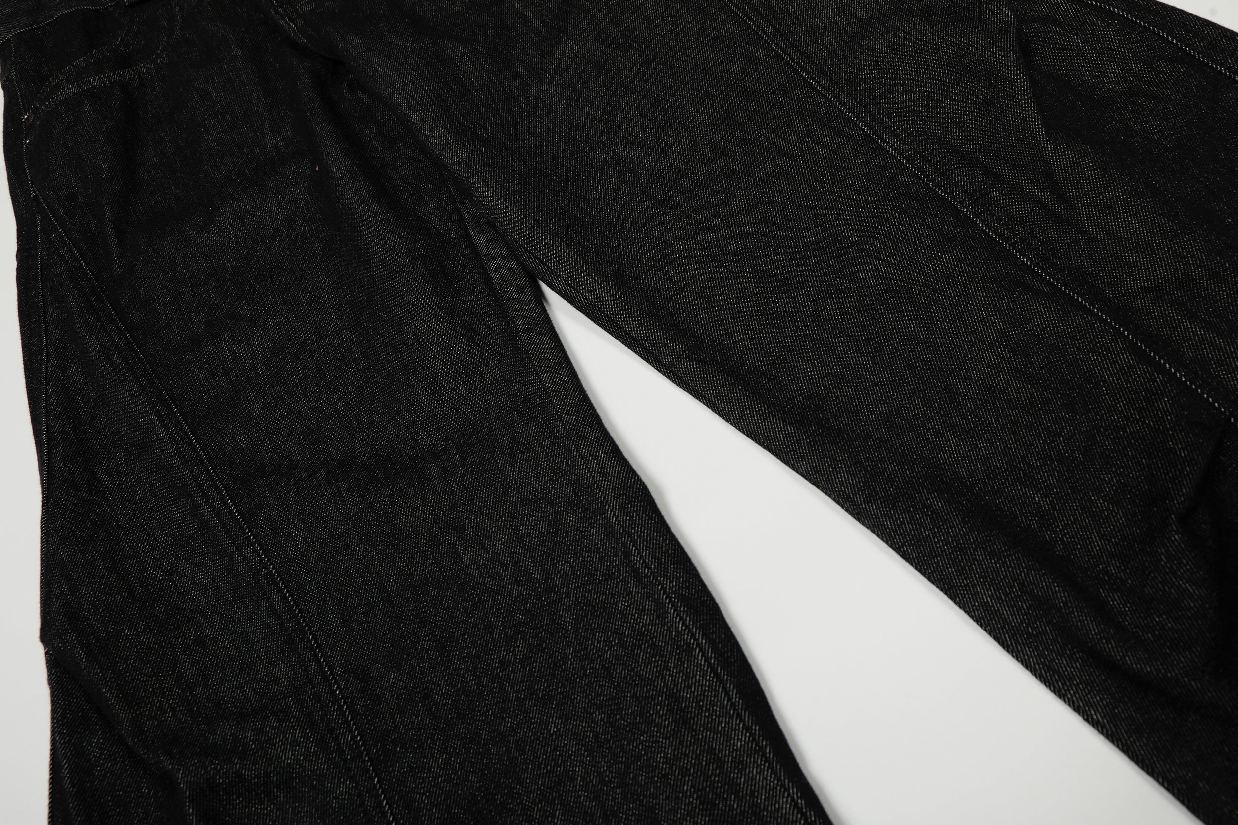 Structured Panel Balloon Wide-Leg Jeans in Black Denim