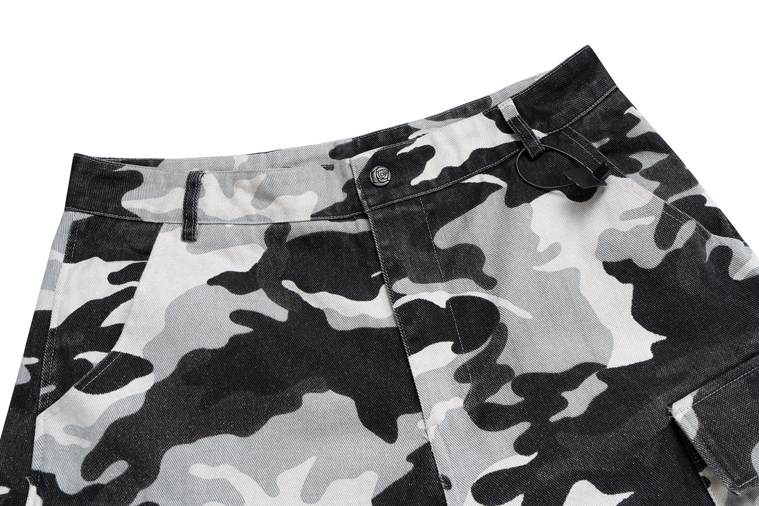 Omirad Camo Multi-Pocket Cargo Shorts | Wide-Leg Streetwear