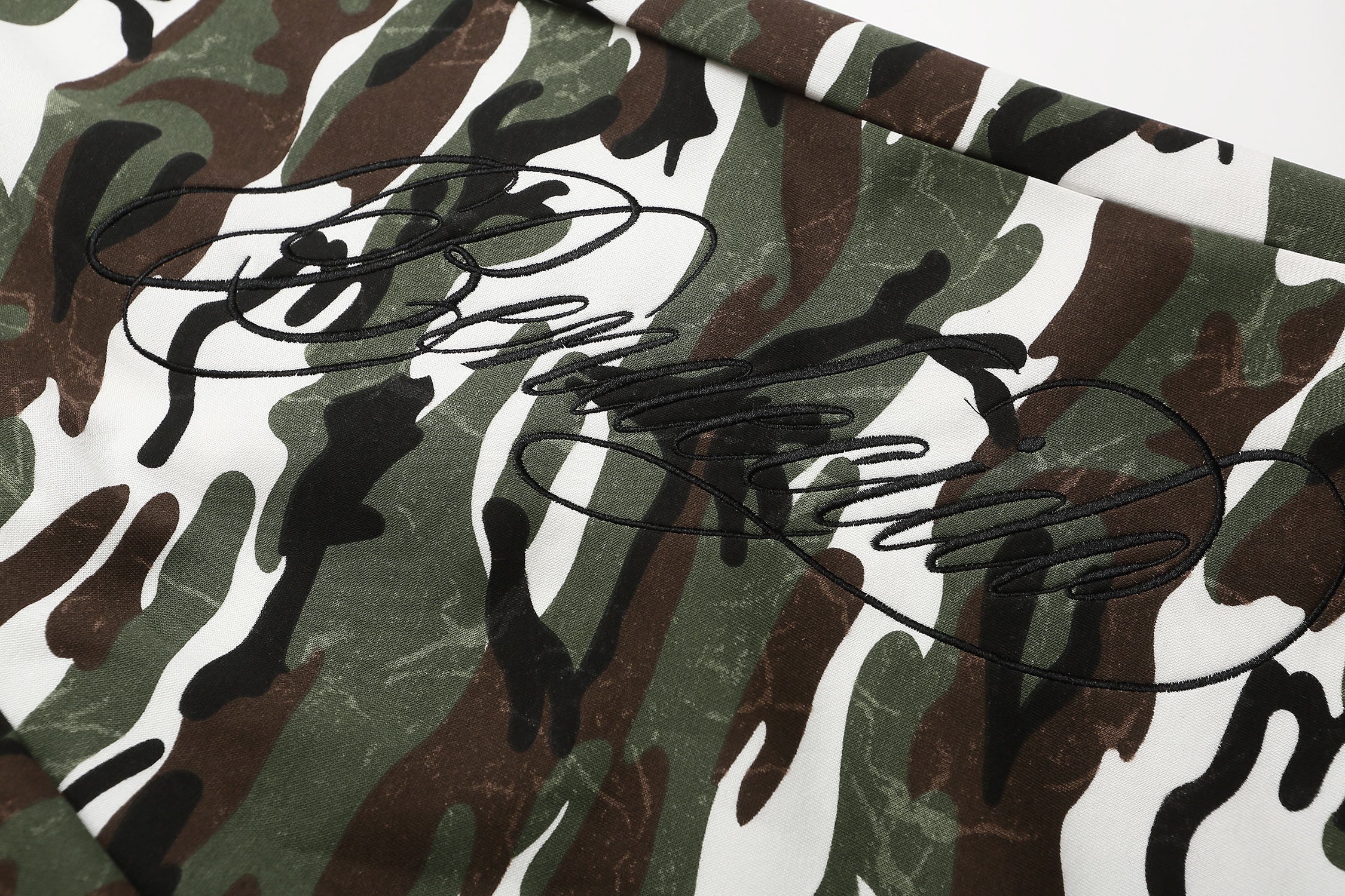 Omirad Camo Print Loose Shorts | Streetwear Cargo Style