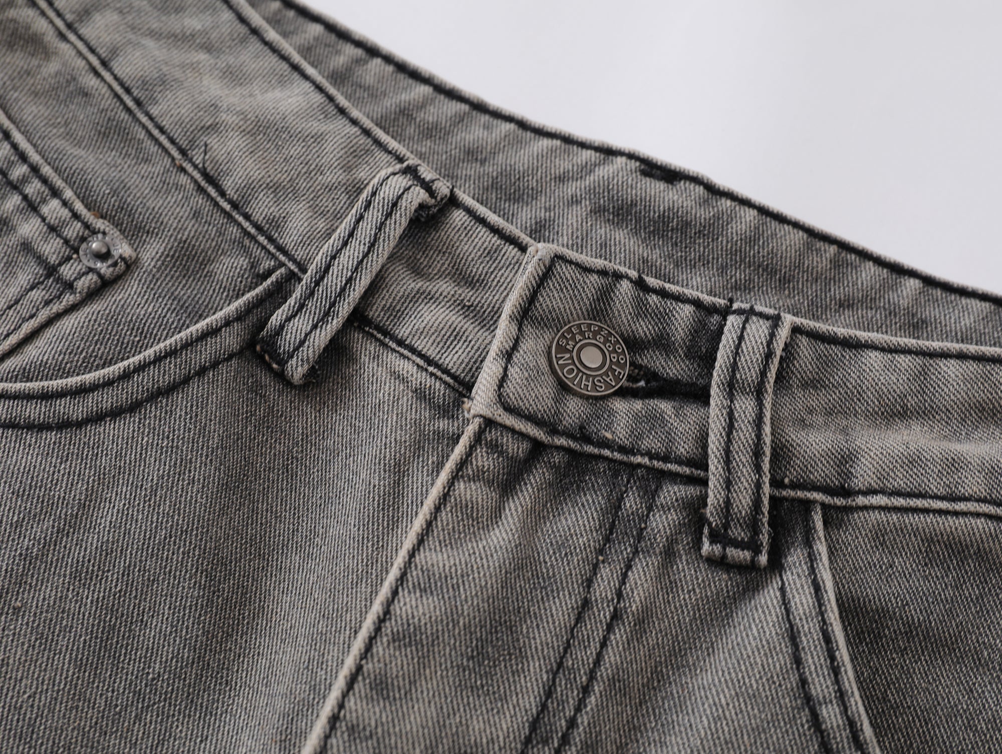Speckled Fade Curved-Panel Wide-Leg Denim Pants | Omirad