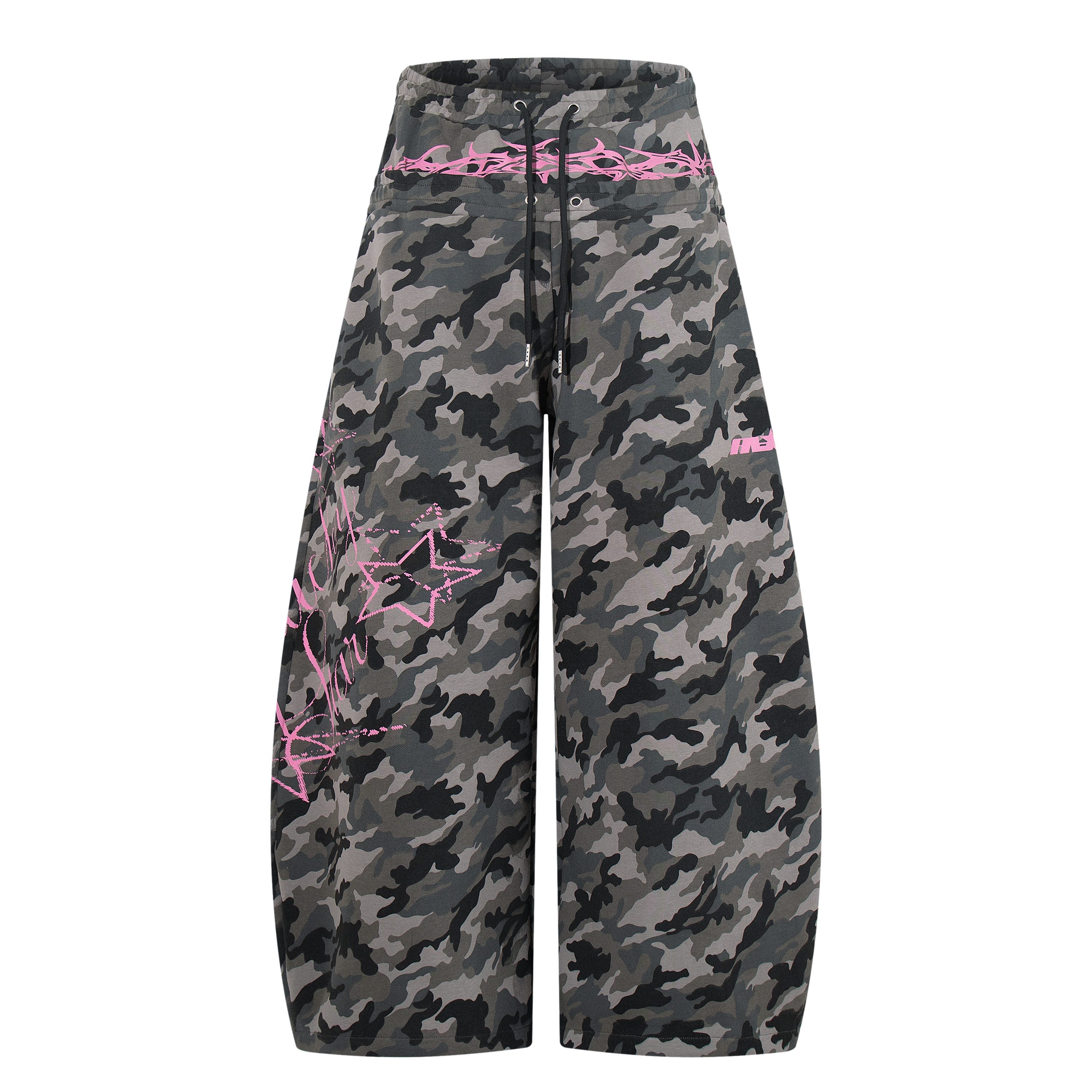 Camo Graffiti Wide-Leg Baggy Pants | Pink Star Print