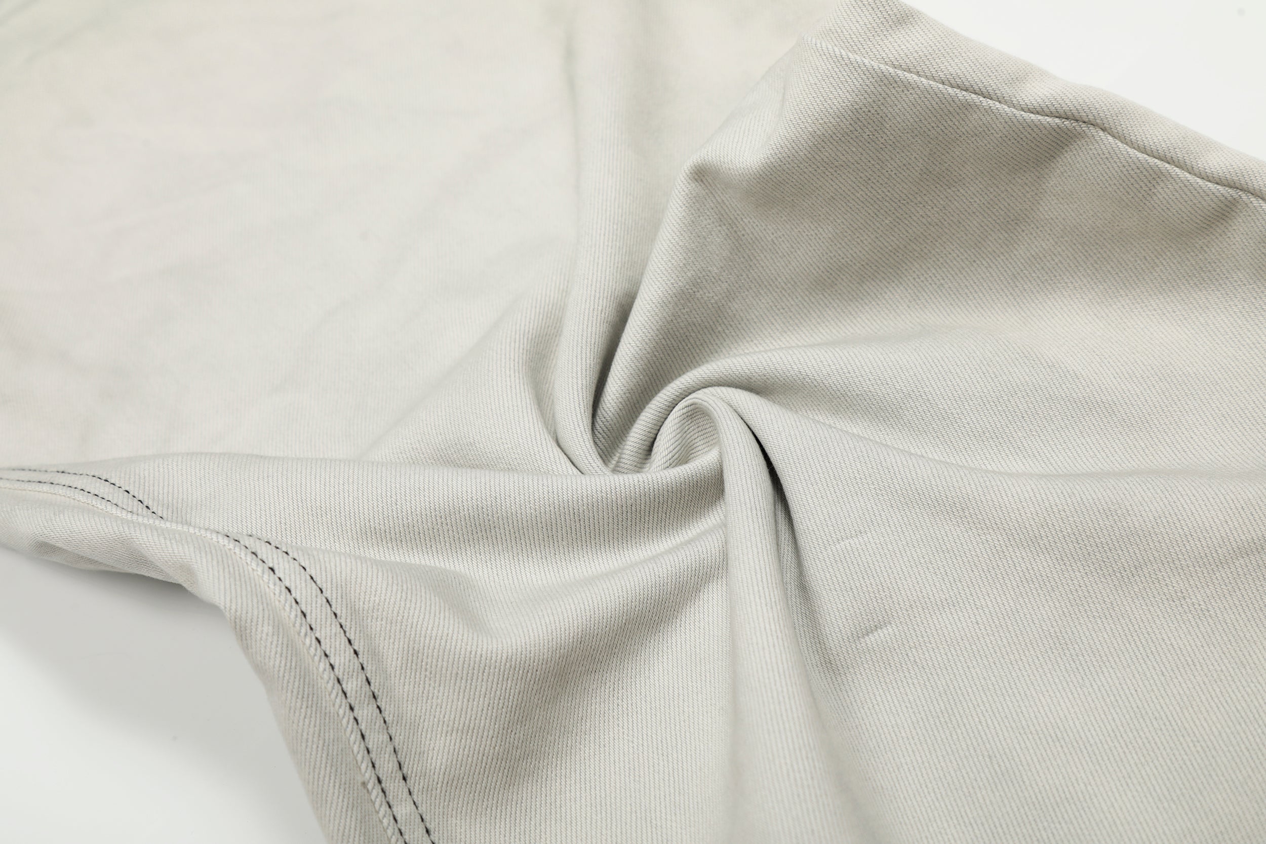 Omirad Clean-Wash Ultra Wide-Leg Jeans | Contrast Stitch