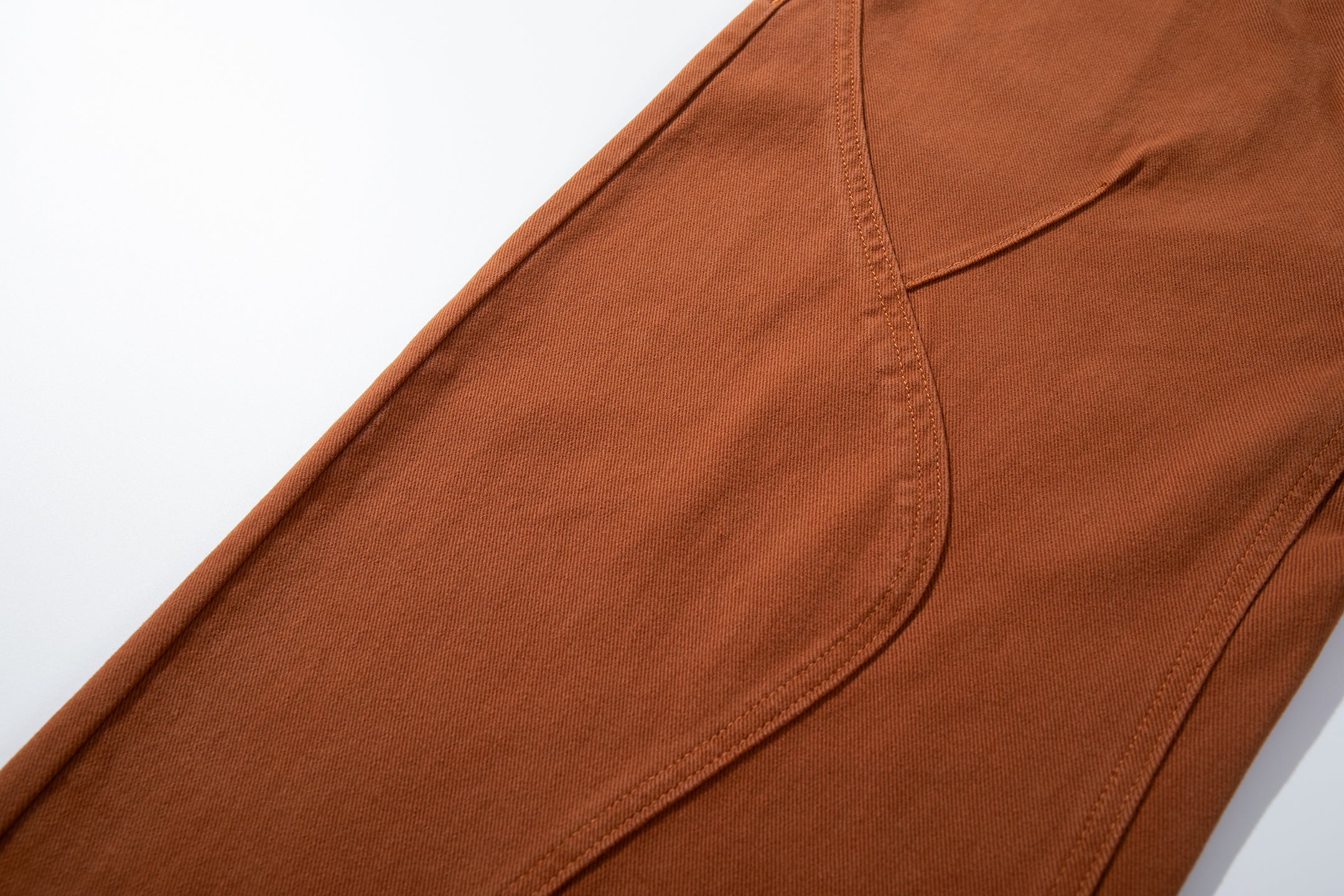 Curved-Panel Wide-Leg Jeans | Rust Brown Cotton Twill