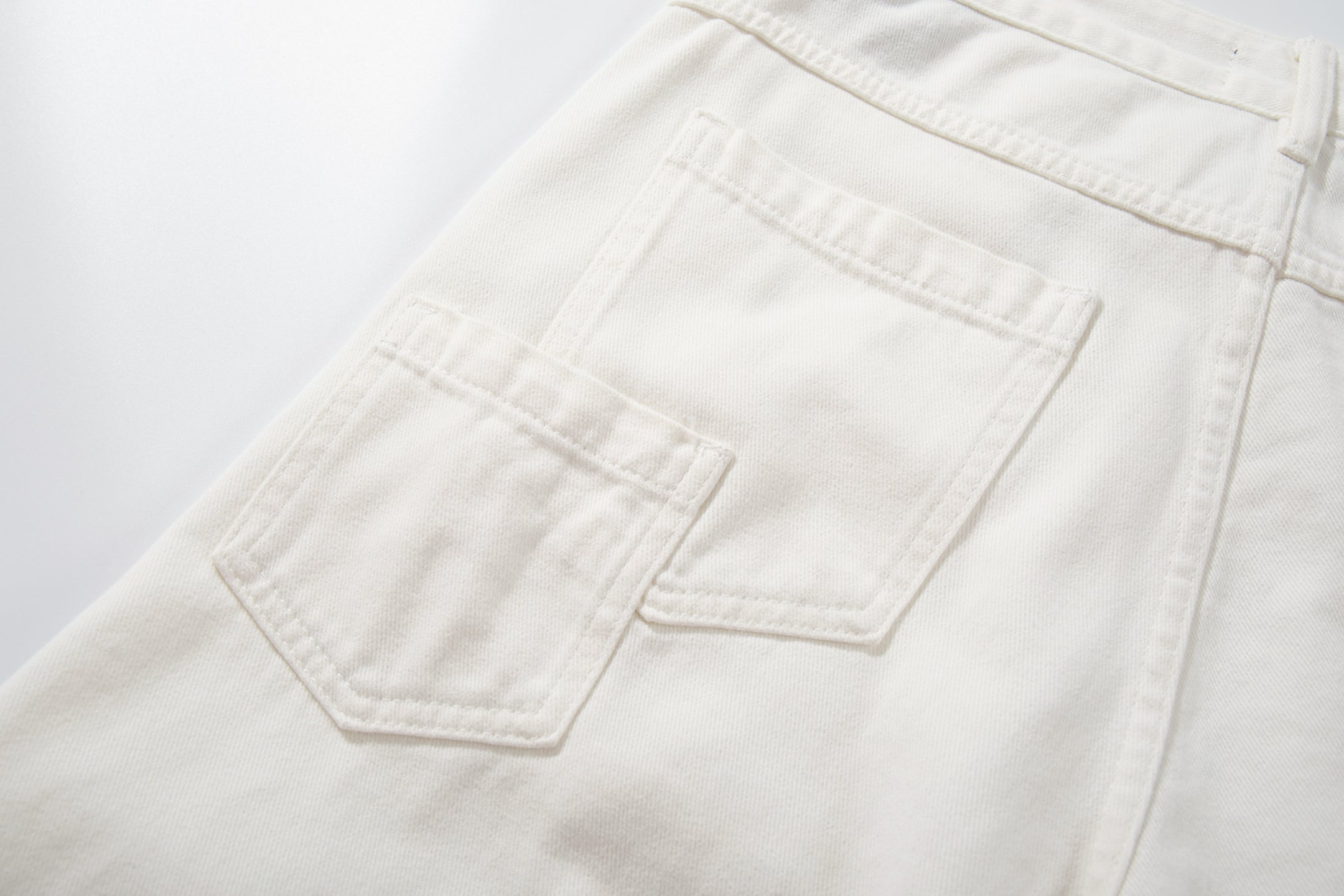 Omirad Clean-Edge White Wide-Leg Jeans | Curved Panel Denim