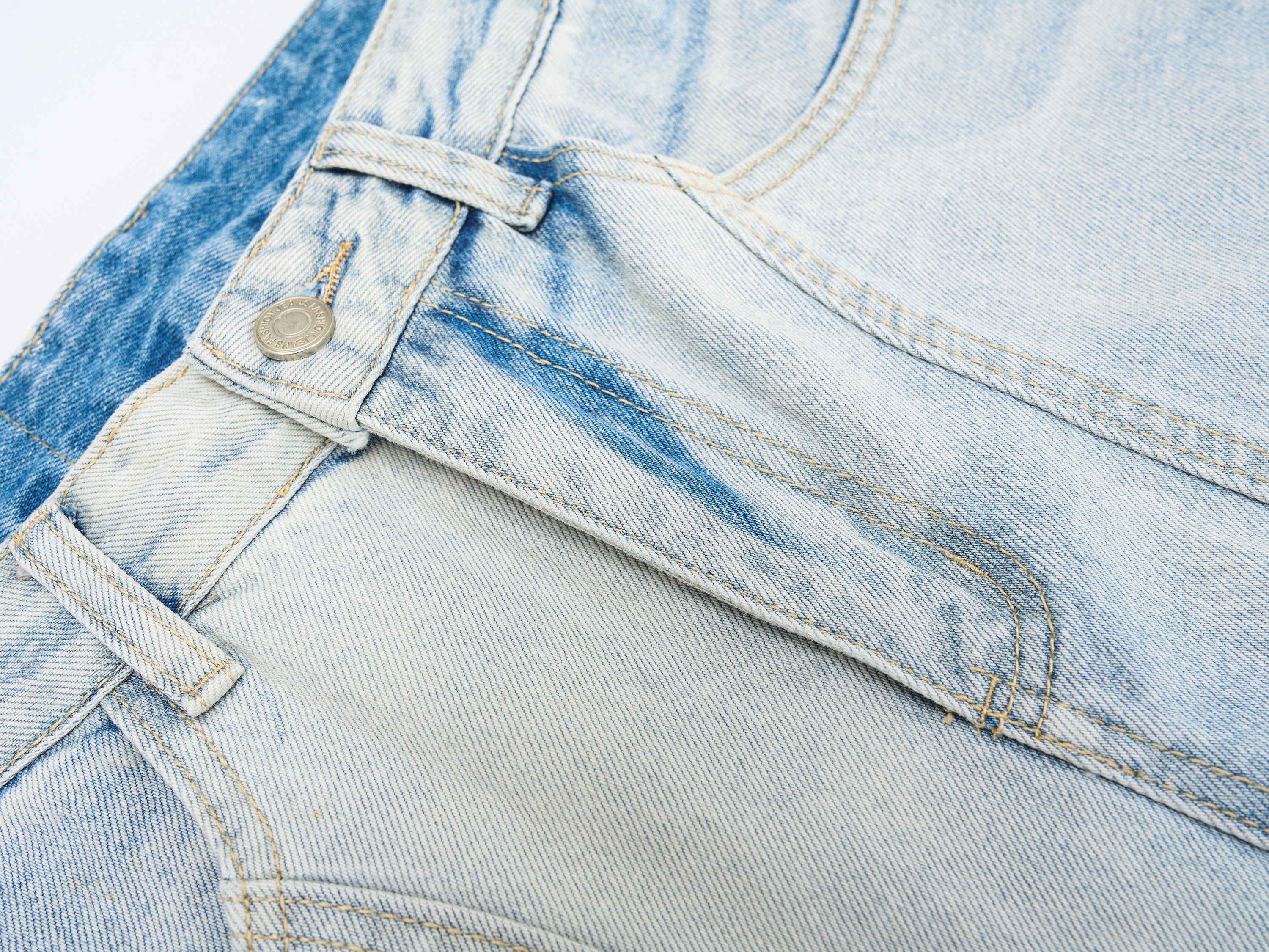 Omirad Vintage Wide-Leg Washed Jeans | Light Wash Denim