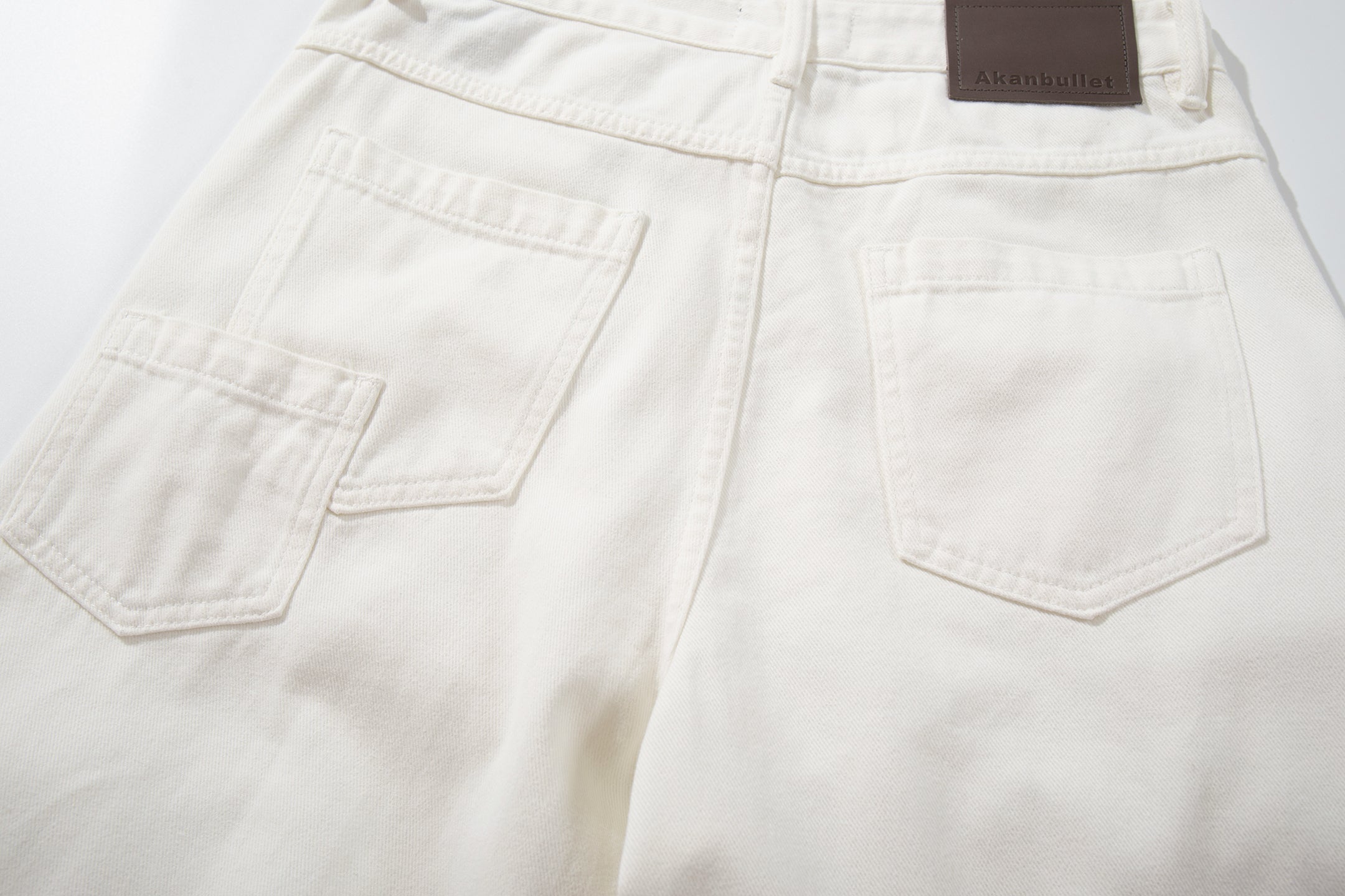 Omirad Clean-Edge White Wide-Leg Jeans | Curved Panel Denim