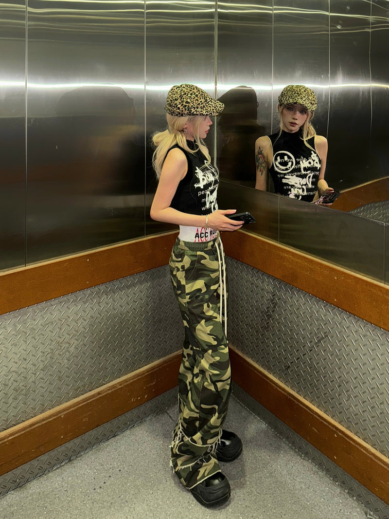 Distressed Wide-Leg Camo Sweatpants | ACC Ruements