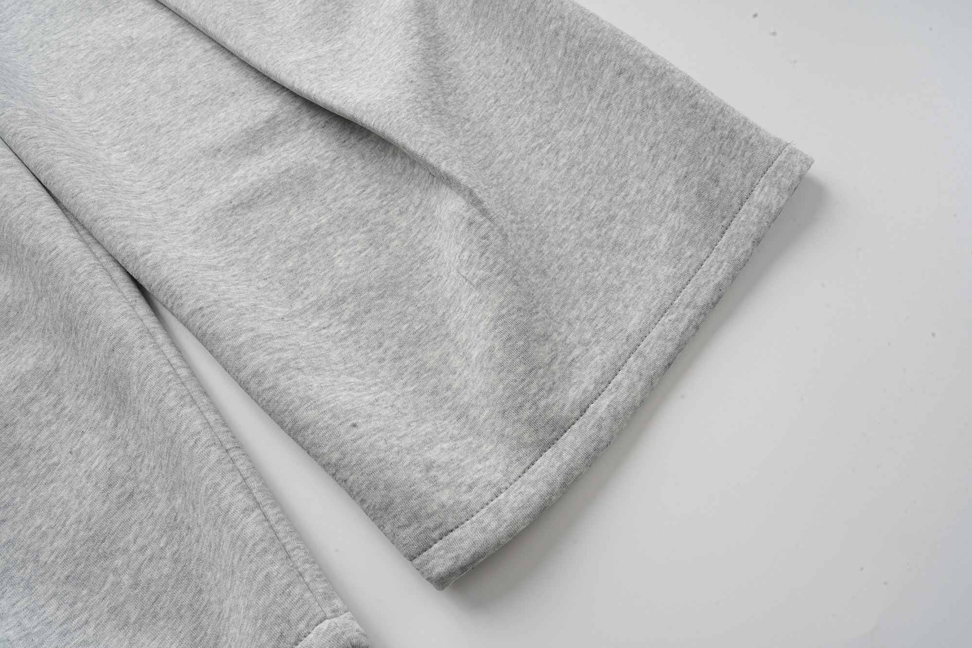 Omirad Essential Wide-Leg Sweatpants | Relaxed Fit