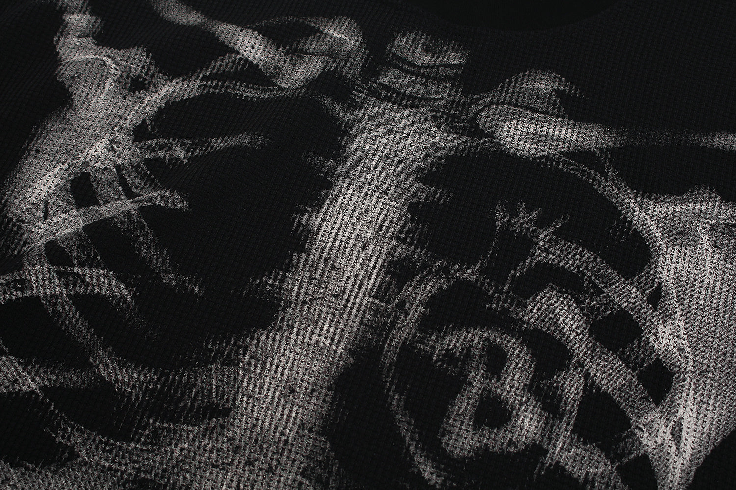Skeleton X-Ray Print Long Sleeve Waffle Tee | Omirad