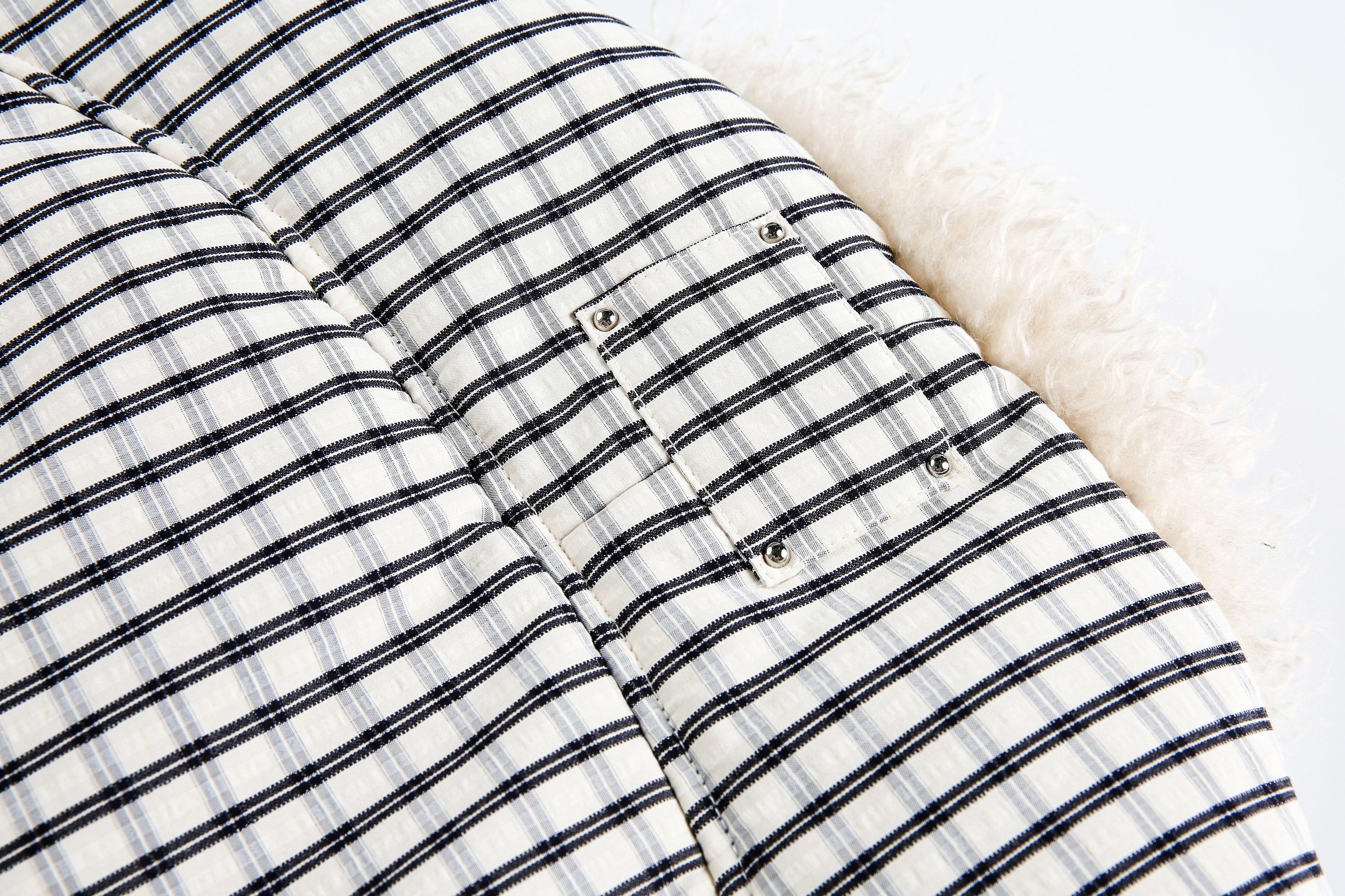 Checkered Faux-Fur Lined Oversized Jacket | SEAKOFF