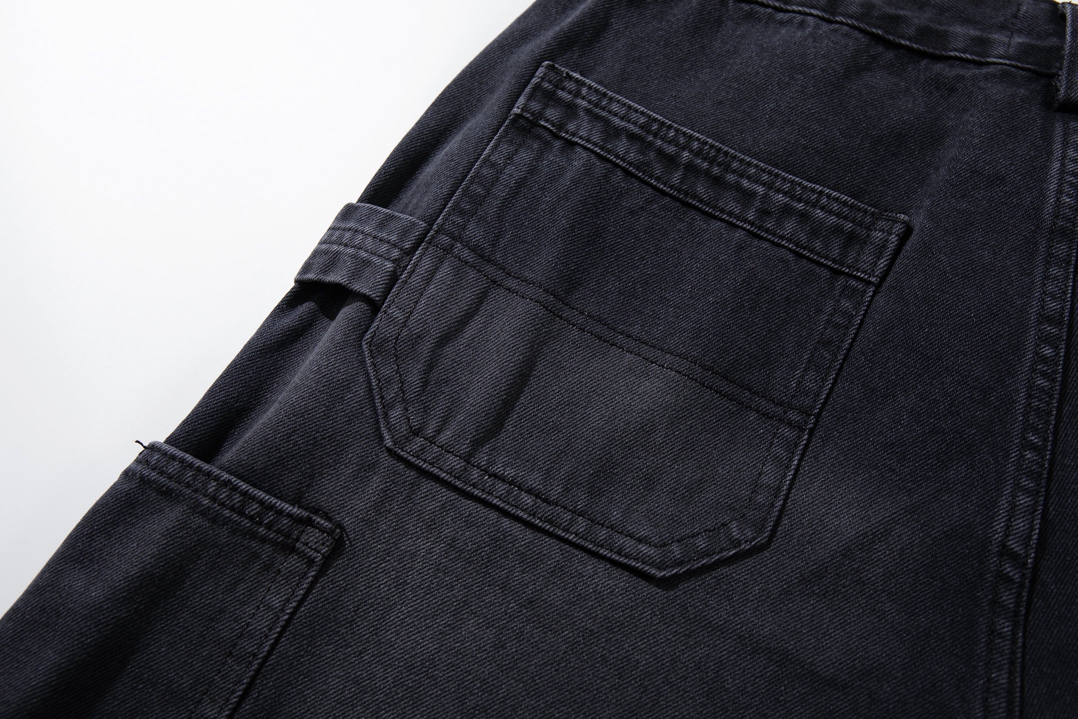 Floral Embroidered Wide-Leg Carpenter Jeans | Washed Black