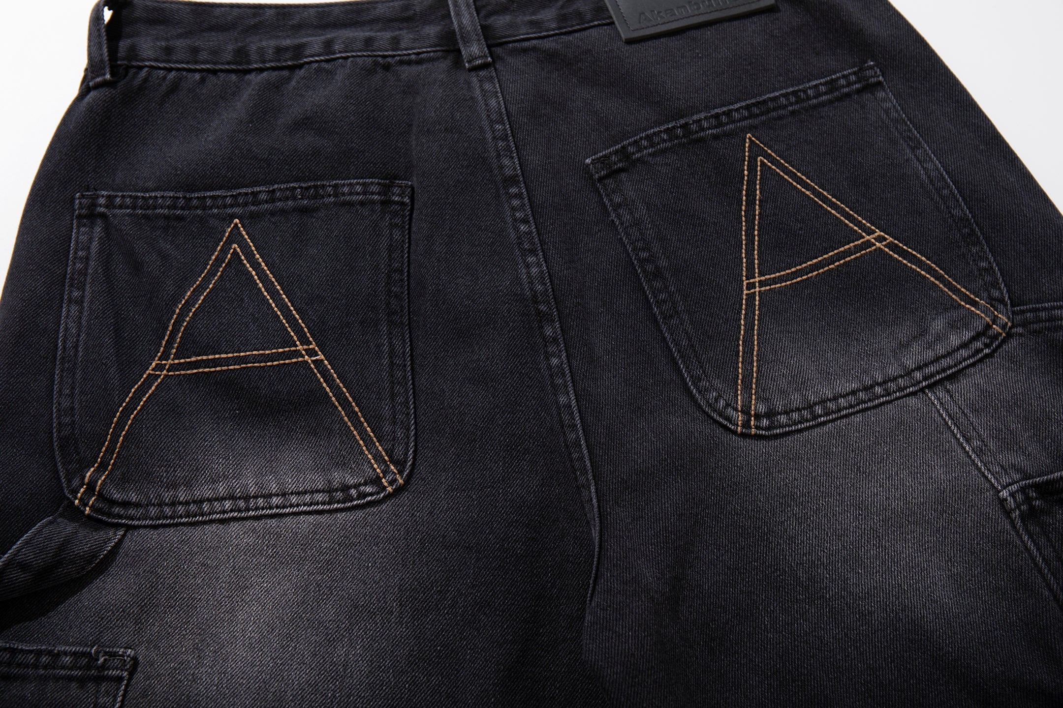 Omirad Gradient Washed Wide-Leg Carpenter Jeans