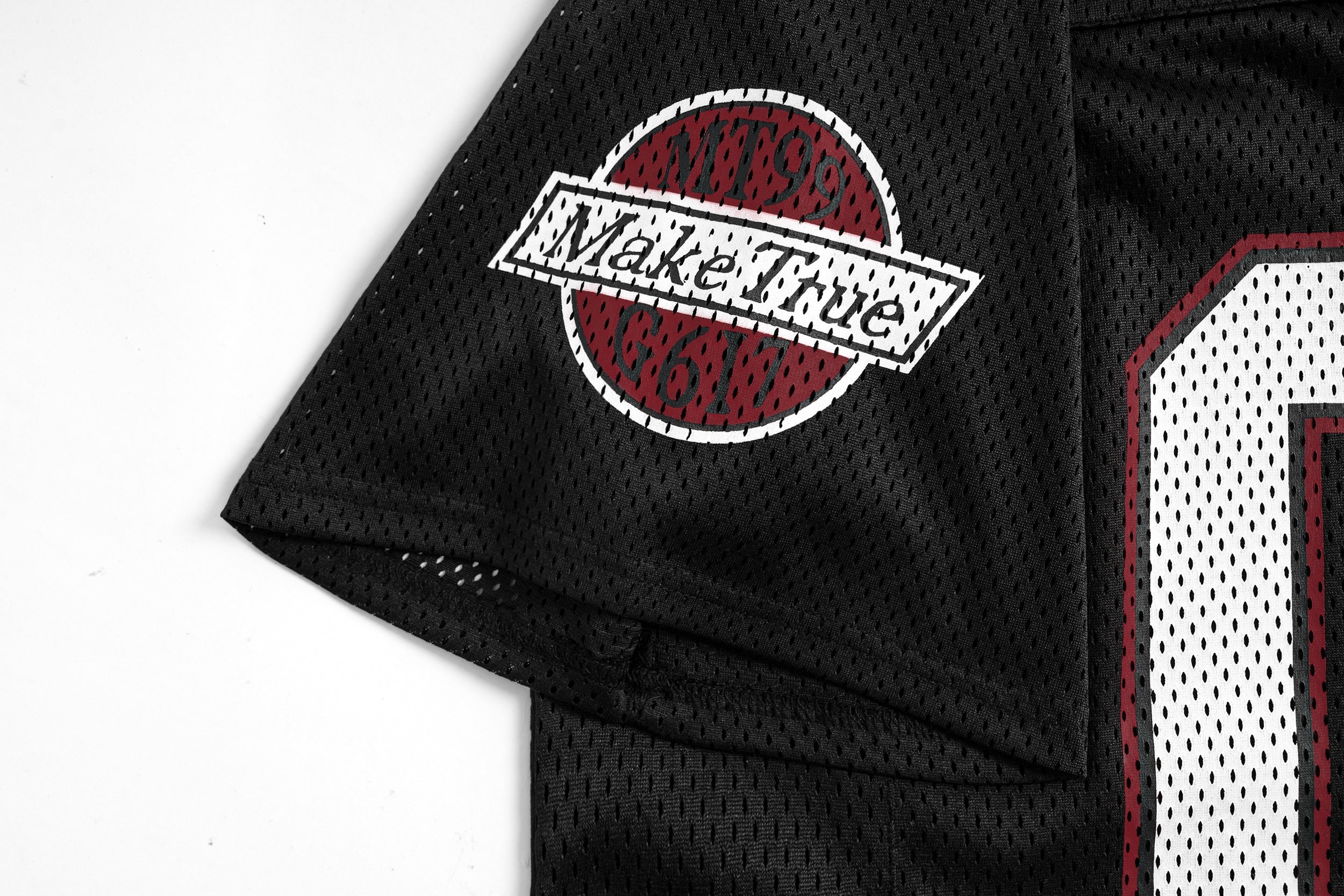 Omirad '09' Short-Sleeve Mesh Football Jersey | Streetwear