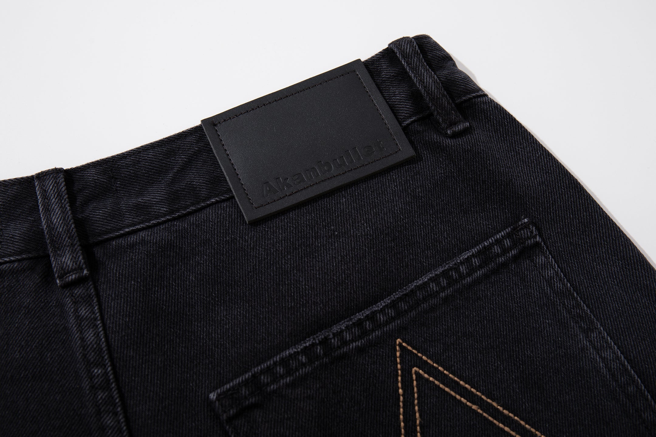Omirad Gradient Washed Wide-Leg Carpenter Jeans