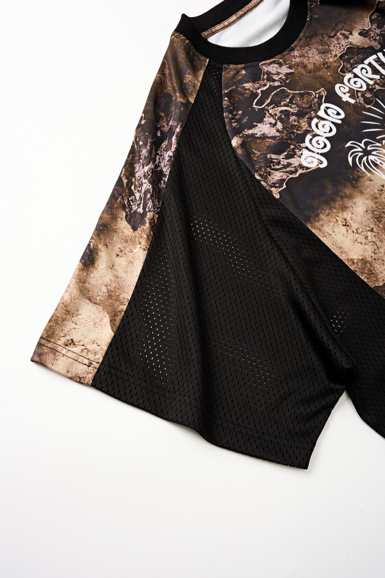Omirad Desert Fortune Graphic Mesh Performance Tee