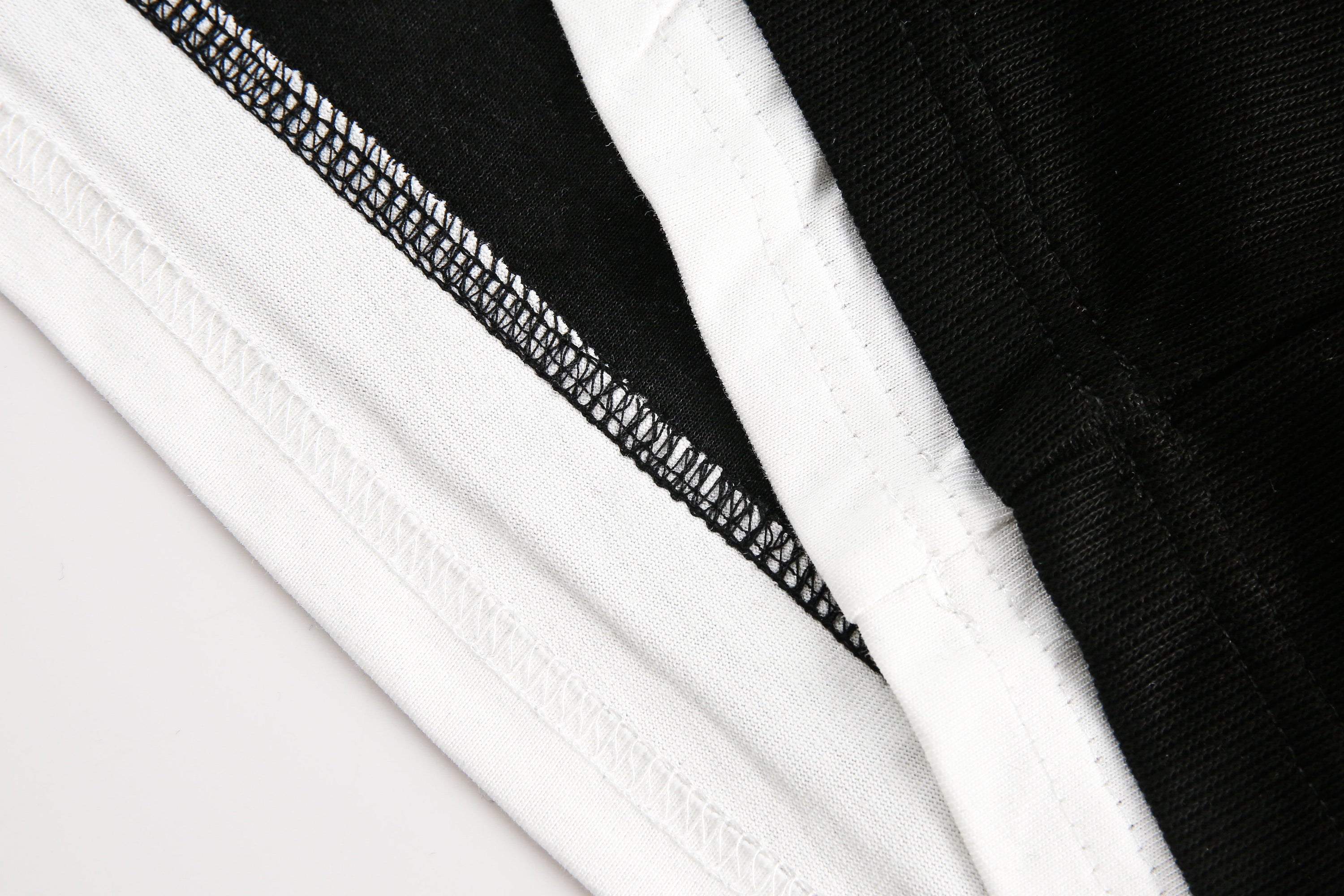 Star Panel Cropped Cotton Long-Sleeve Sweatshirt | SEAKOFF