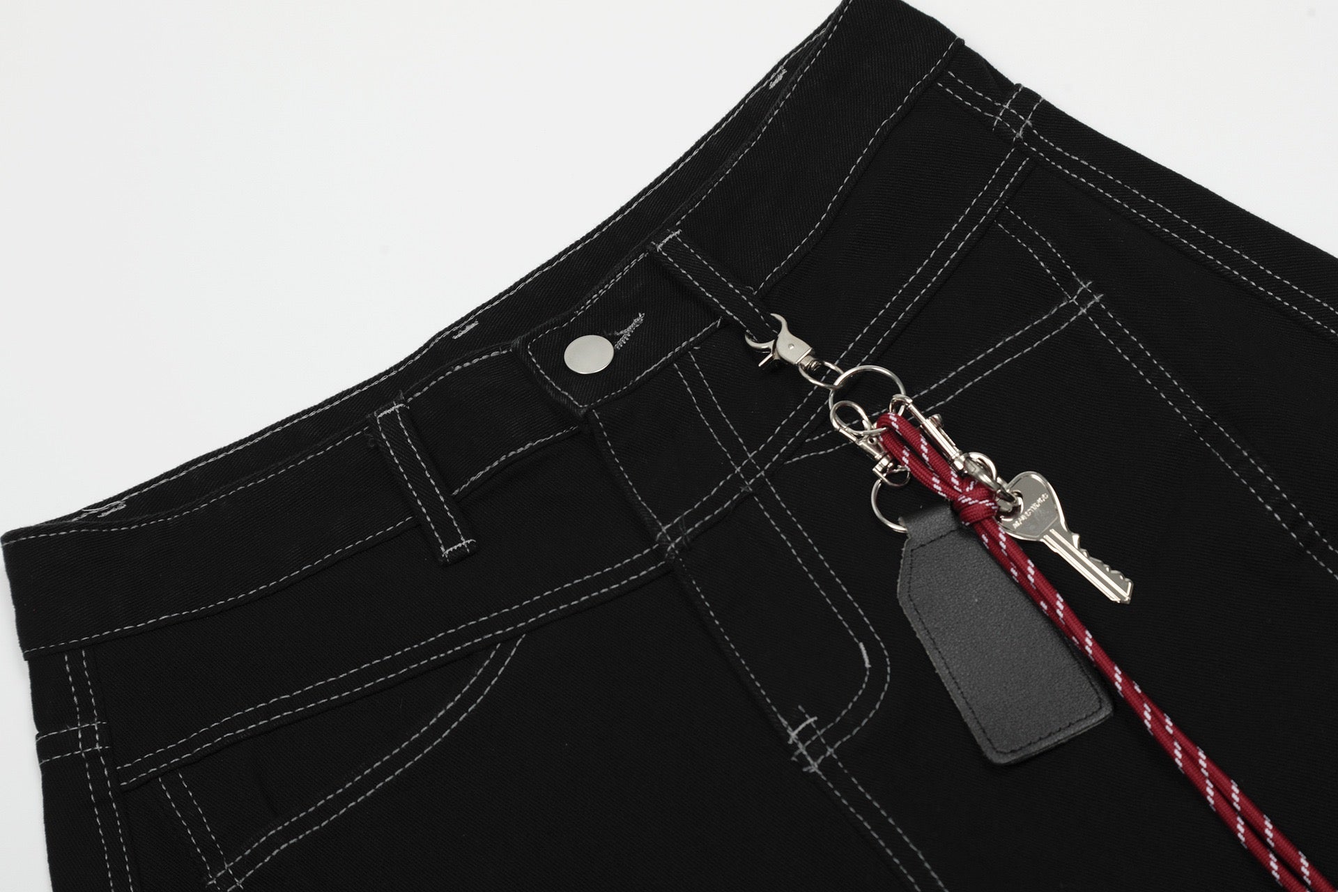 Arc-Stitched Contrast Utility Cargo Shorts | Streetwear