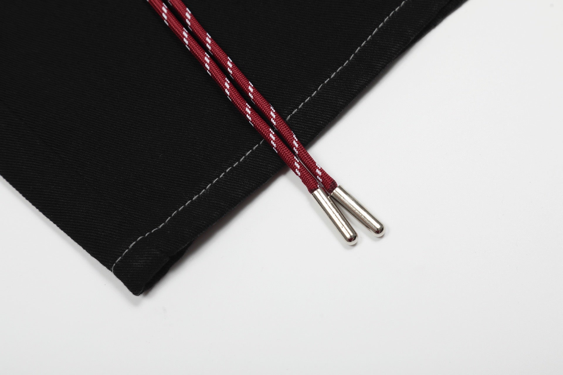 Arc-Stitched Contrast Utility Cargo Shorts | Streetwear
