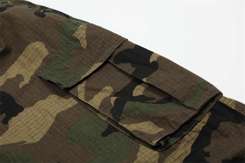 Men's Woodland Camo Wide-Leg Cargo Shorts | Ripstop Cotton