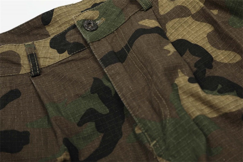 Men's Woodland Camo Wide-Leg Cargo Shorts | Ripstop Cotton