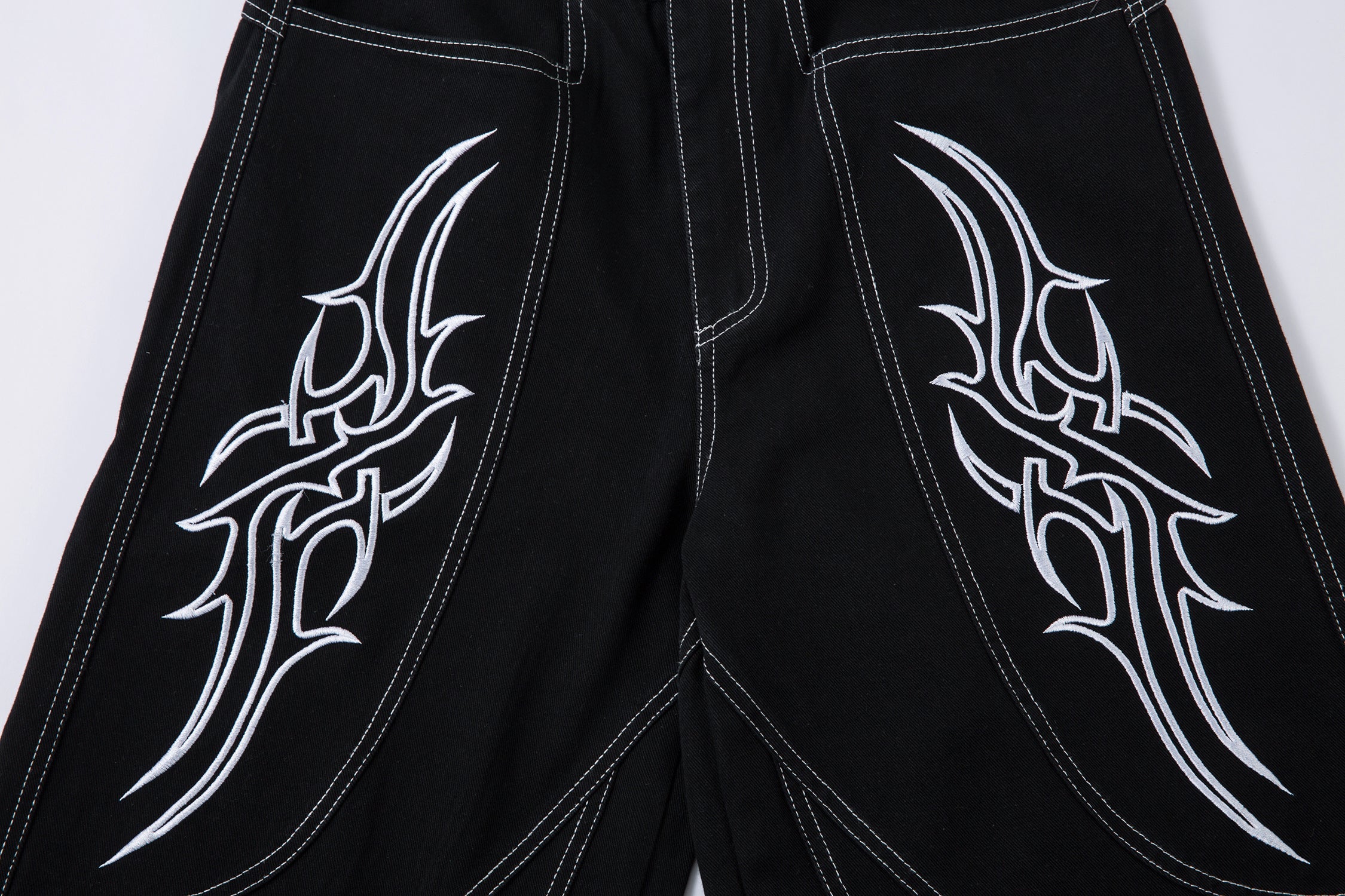 Tribal Embroidery Wide-Leg Jeans | Y2K Black Baggy Denim