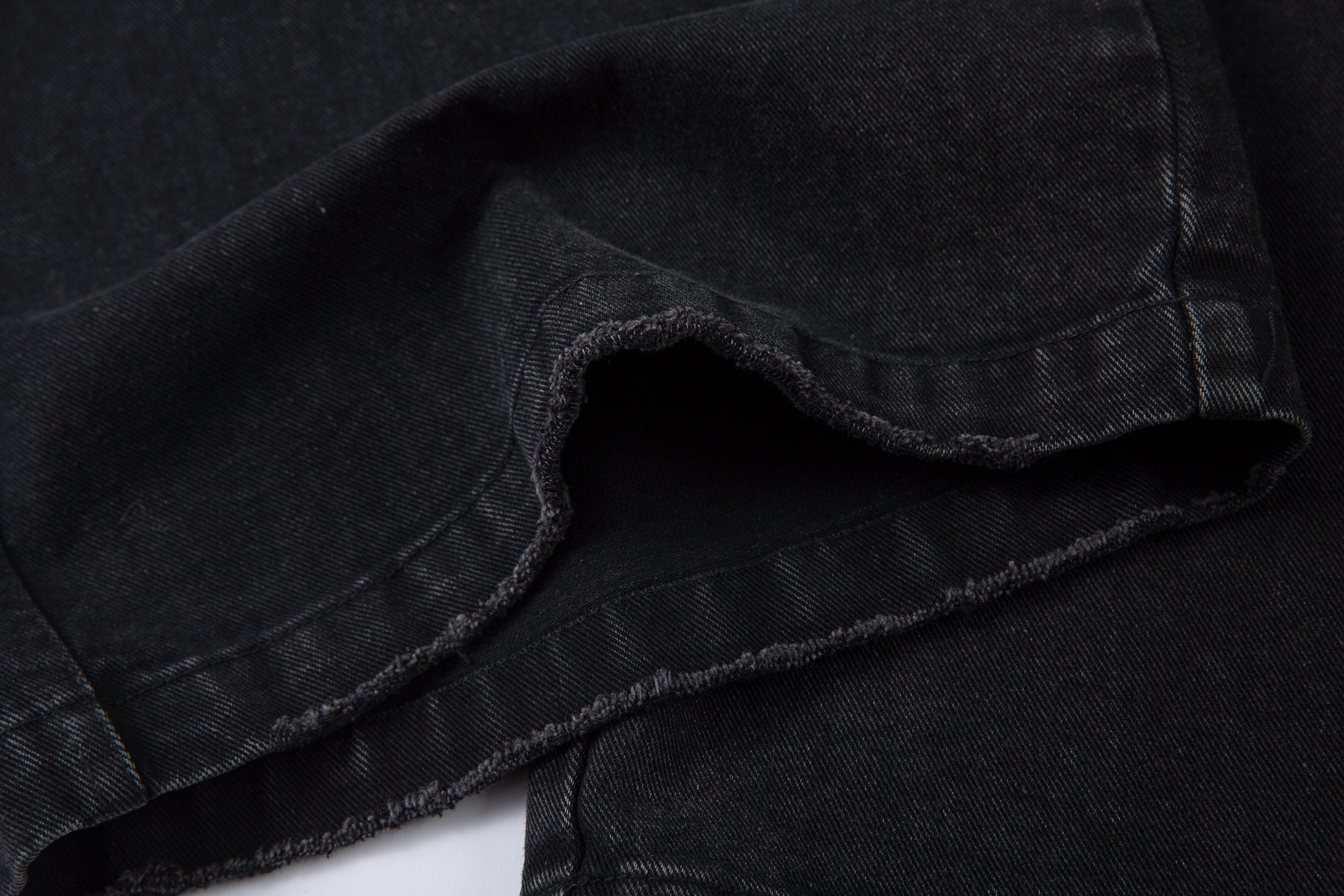 Omirad Washed Arc-Panel Cargo Wide-Leg Jeans | Black