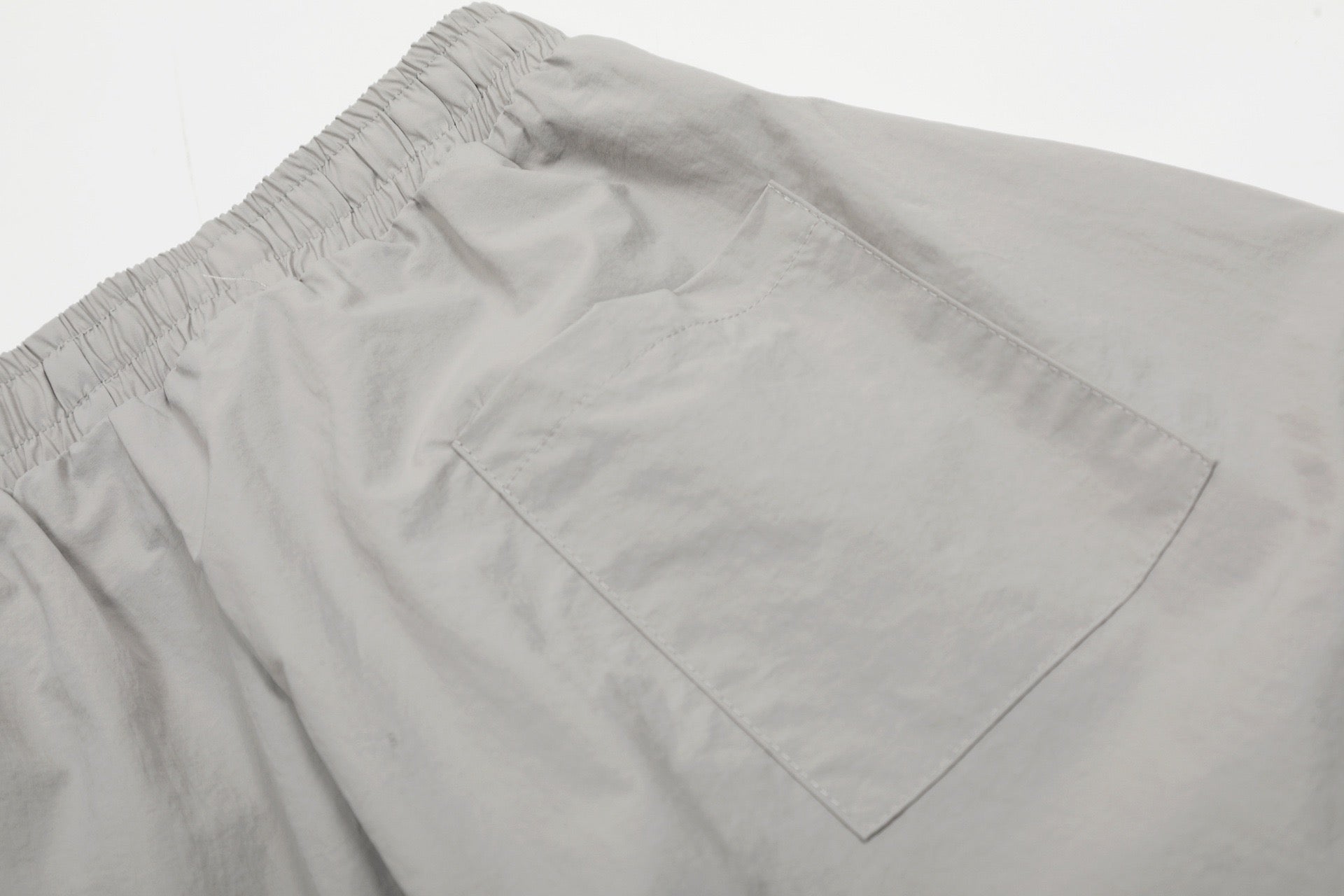 Script Graphic Nylon Wide-Leg Balloon Pants | SEAKOFF