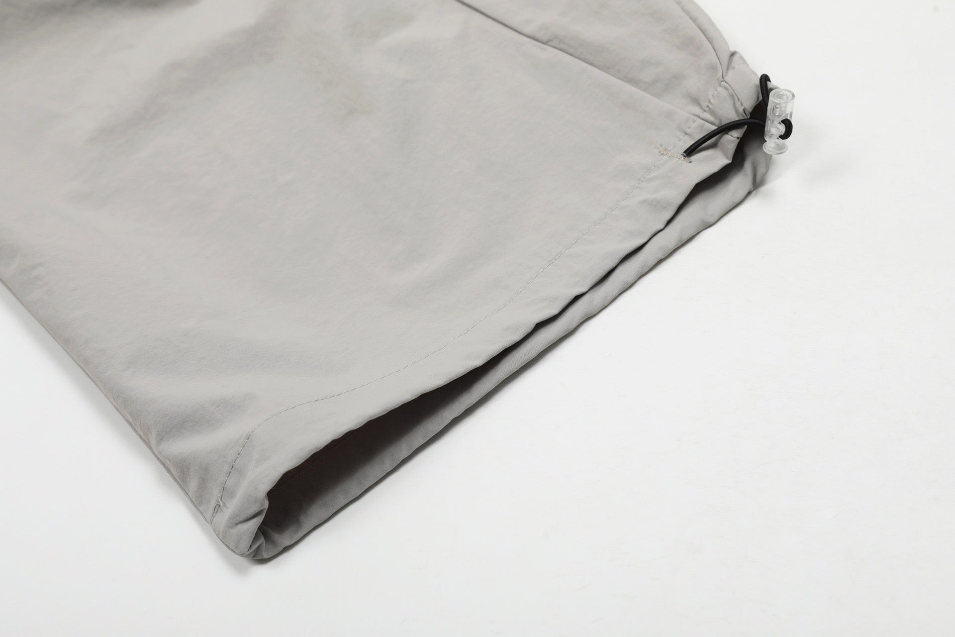 Script Graphic Nylon Wide-Leg Balloon Pants | SEAKOFF